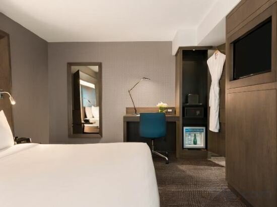 Social King Room with City View