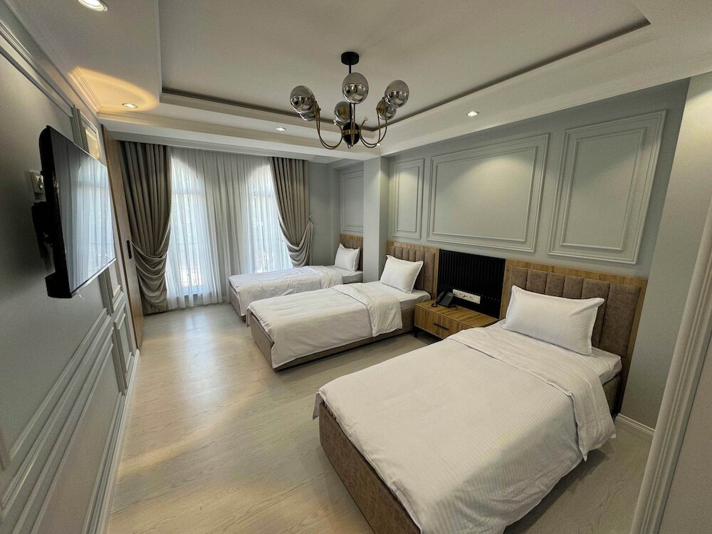 Triple Room, City View