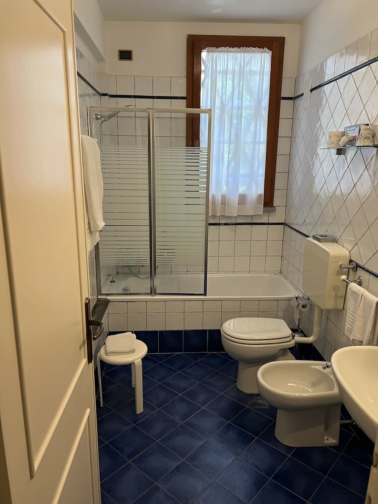 Classic Quadruple Room, Balcony