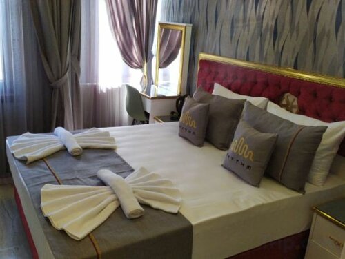 Deluxe Double Room в Rhythm Hotel