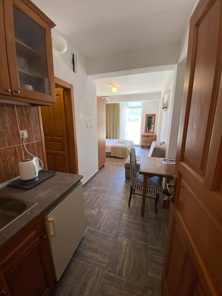 Standard Double Room, 1 Queen Bed, Sea View