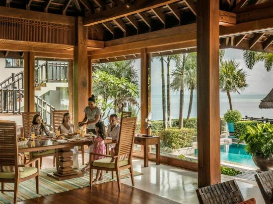 Three Bedroom Family Residence Villa With Pool