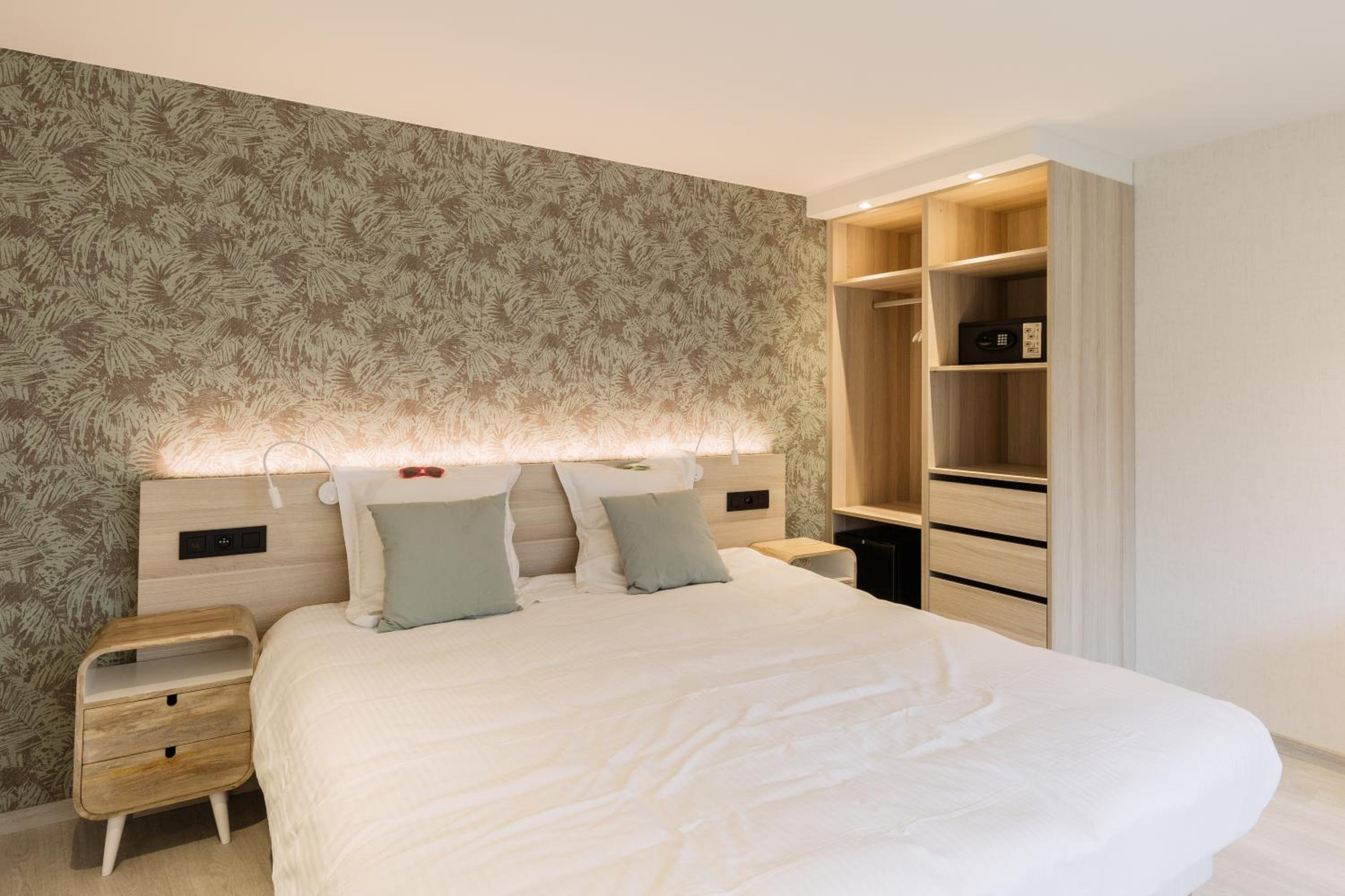 Superior Double Or Twin Room With Sea View