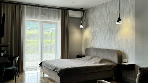 Улучшенный четырехместный номер