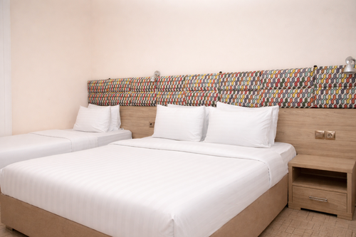 Супериор трехместный с просторным балконом и видом на море