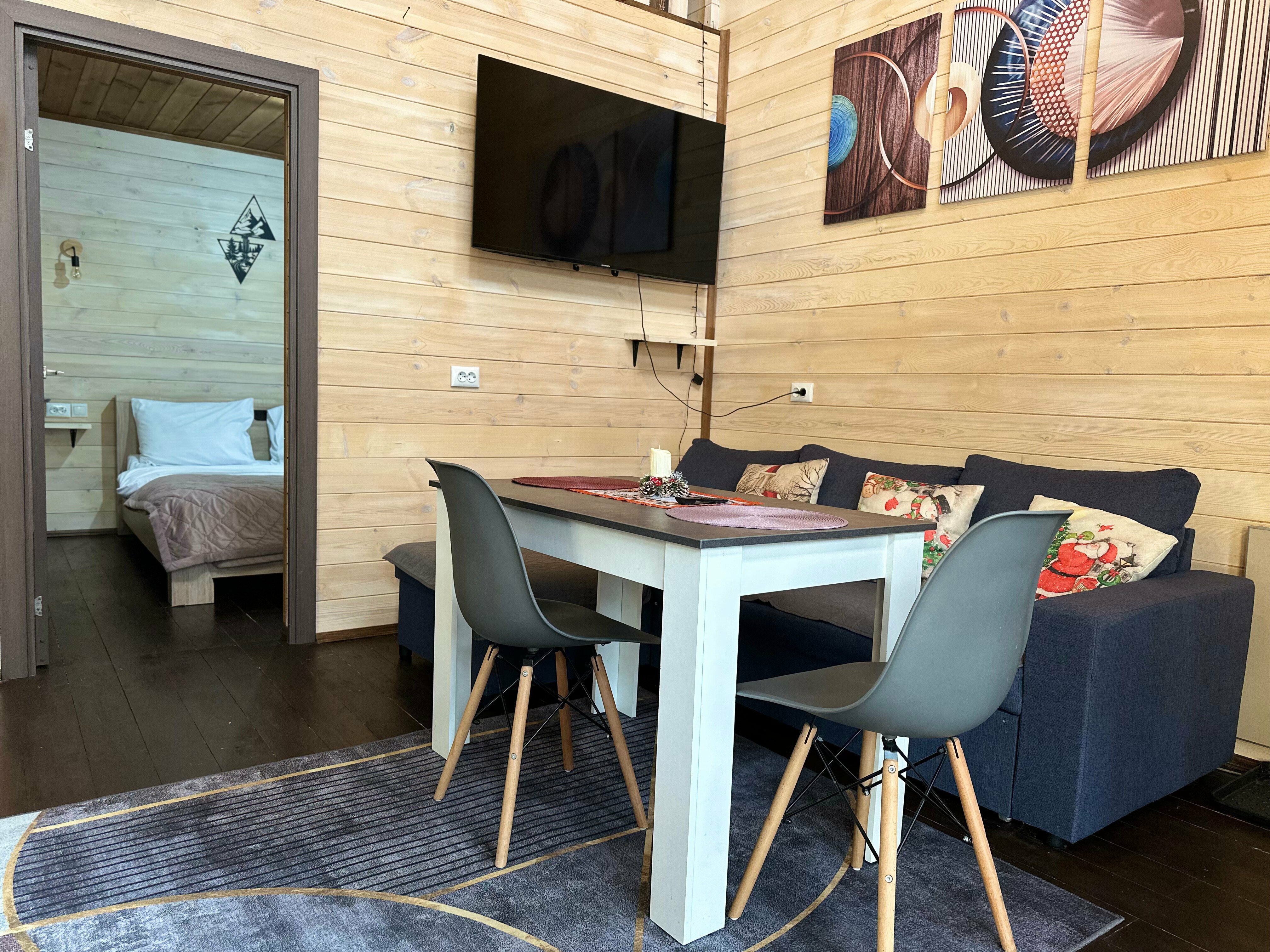 Барнхаус 2 c видом на хвойный лес