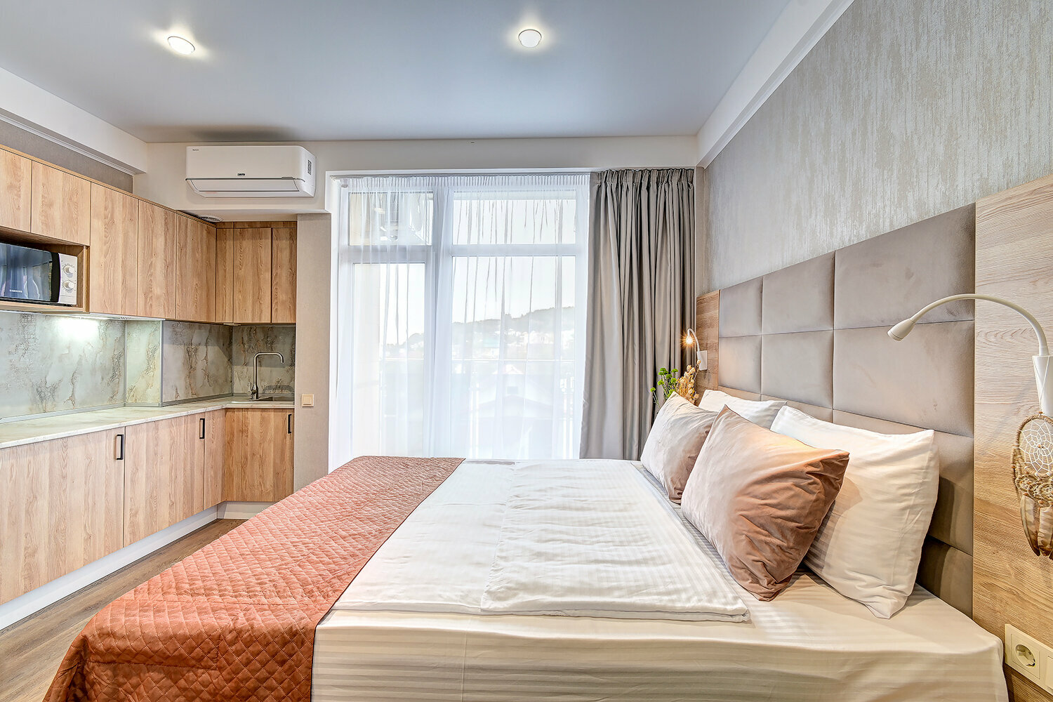 Двухместный номер с 1 кроватью и видом на бассейн