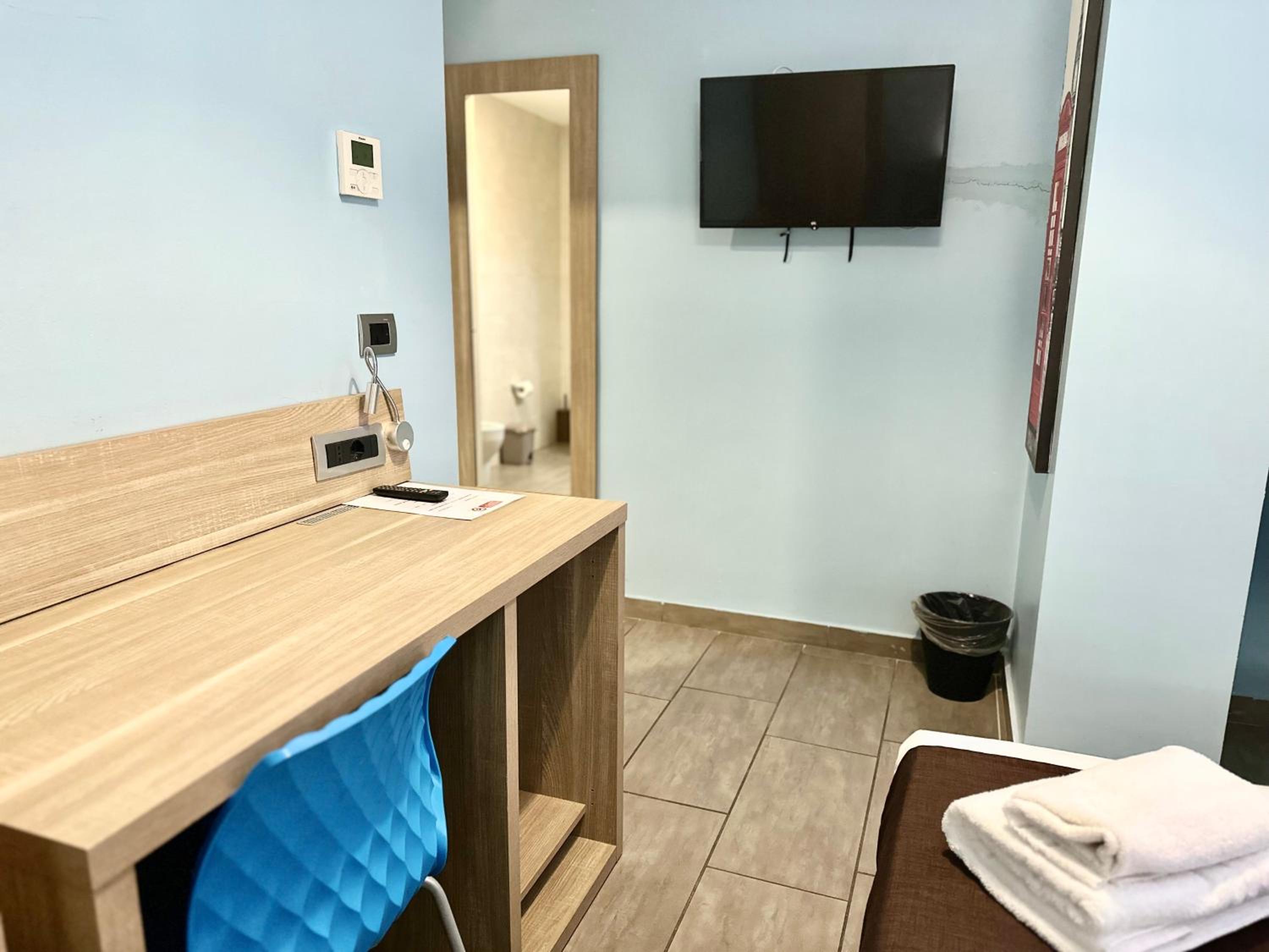 Deluxe Single Room