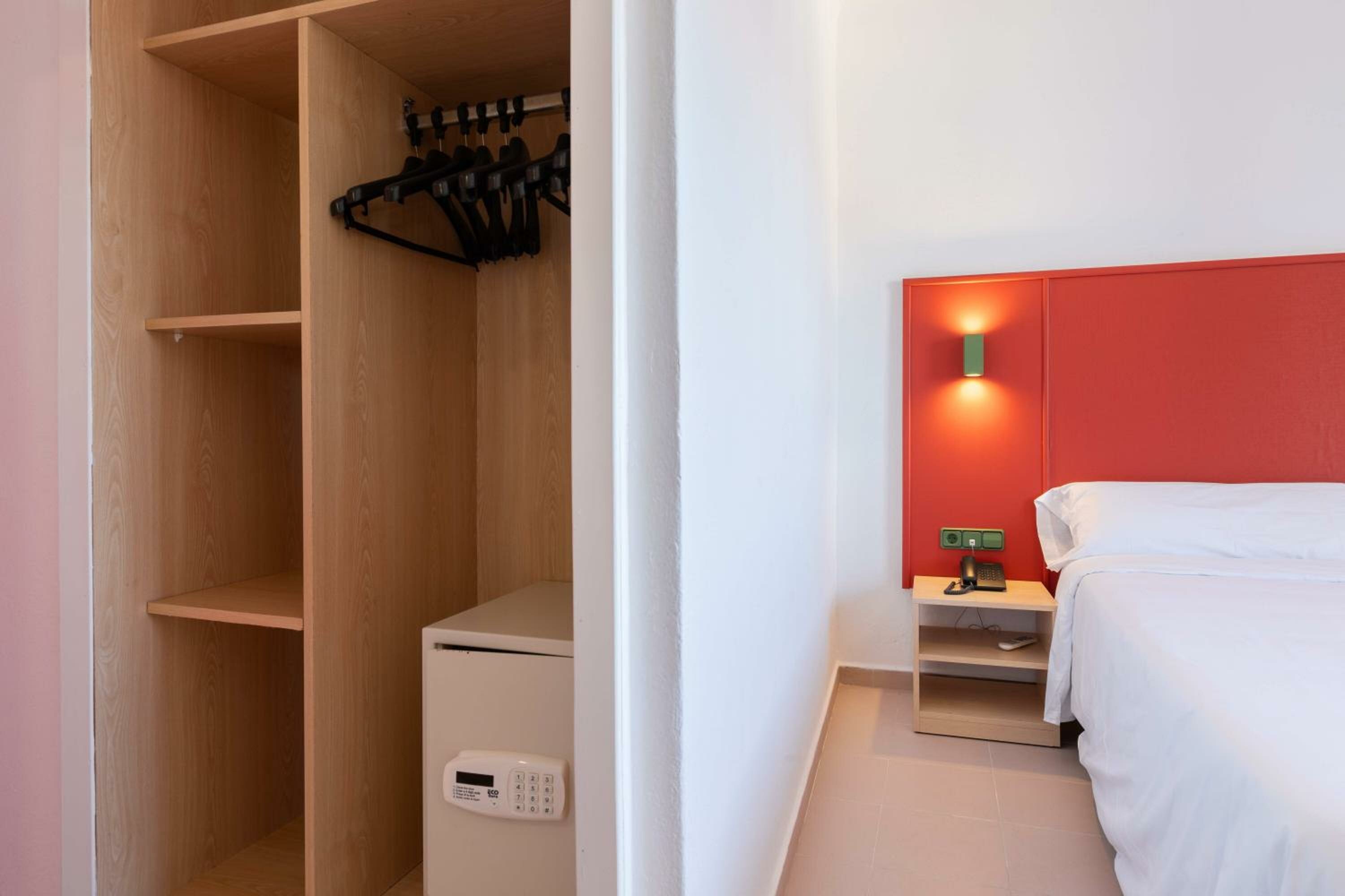 Budget Twin Room