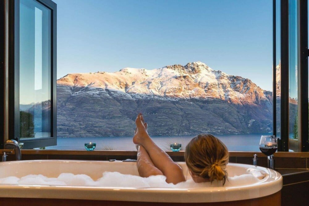 Luxury Double Villa, 1 Bedroom, Jetted Tub, Lake View