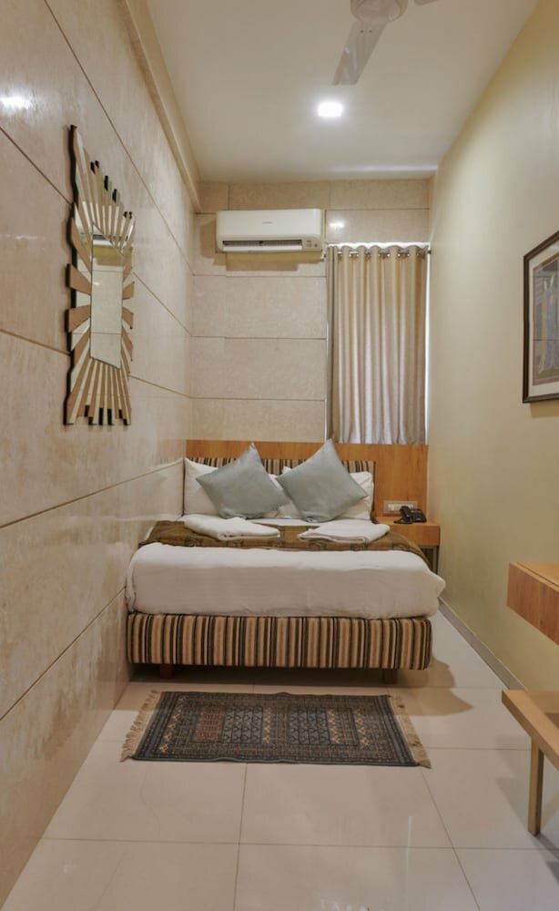 Standard Single Room, 1 Double Bed