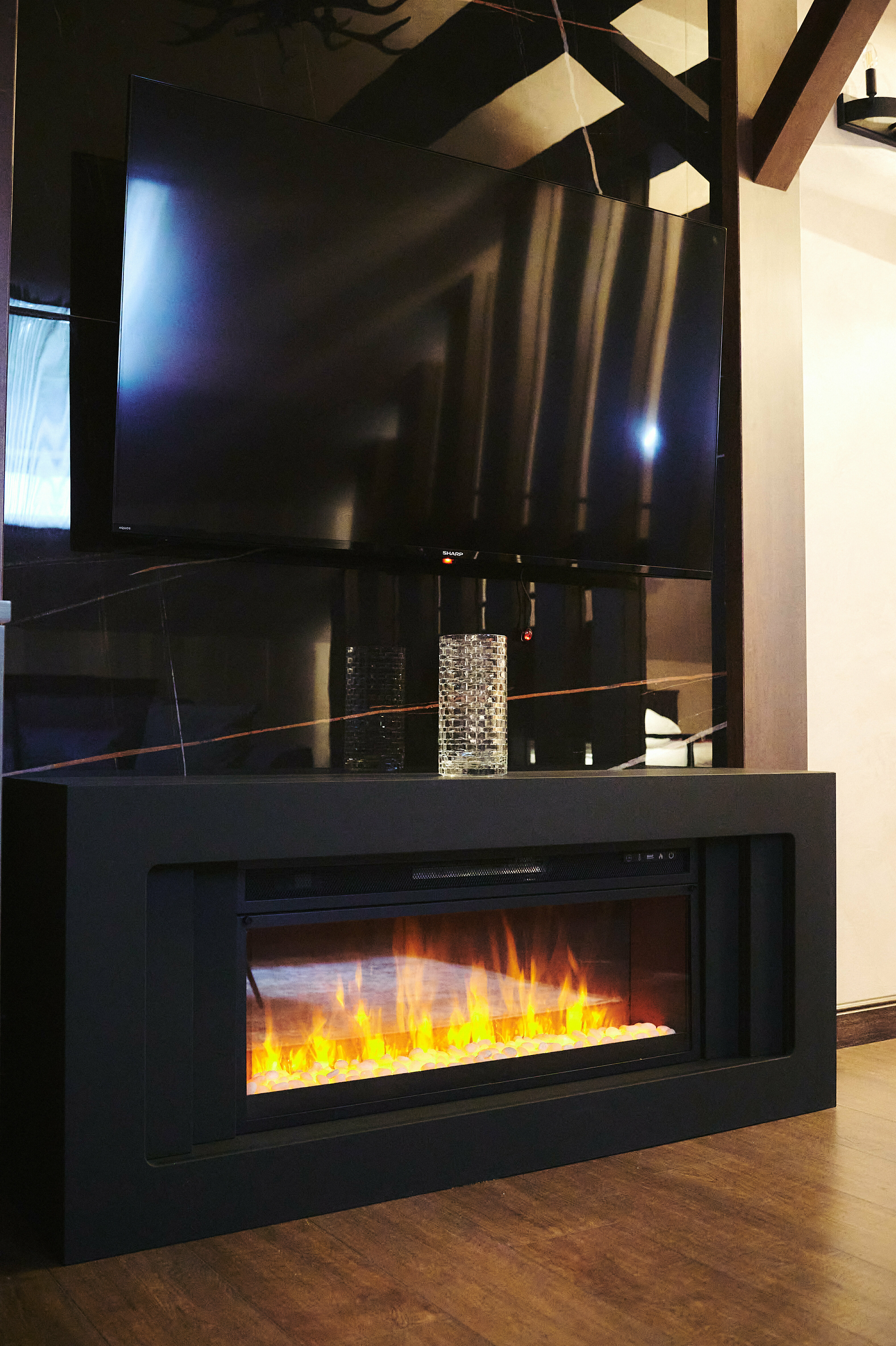 Номер-студия с кроватью размера "king-size" и диван-кроватью