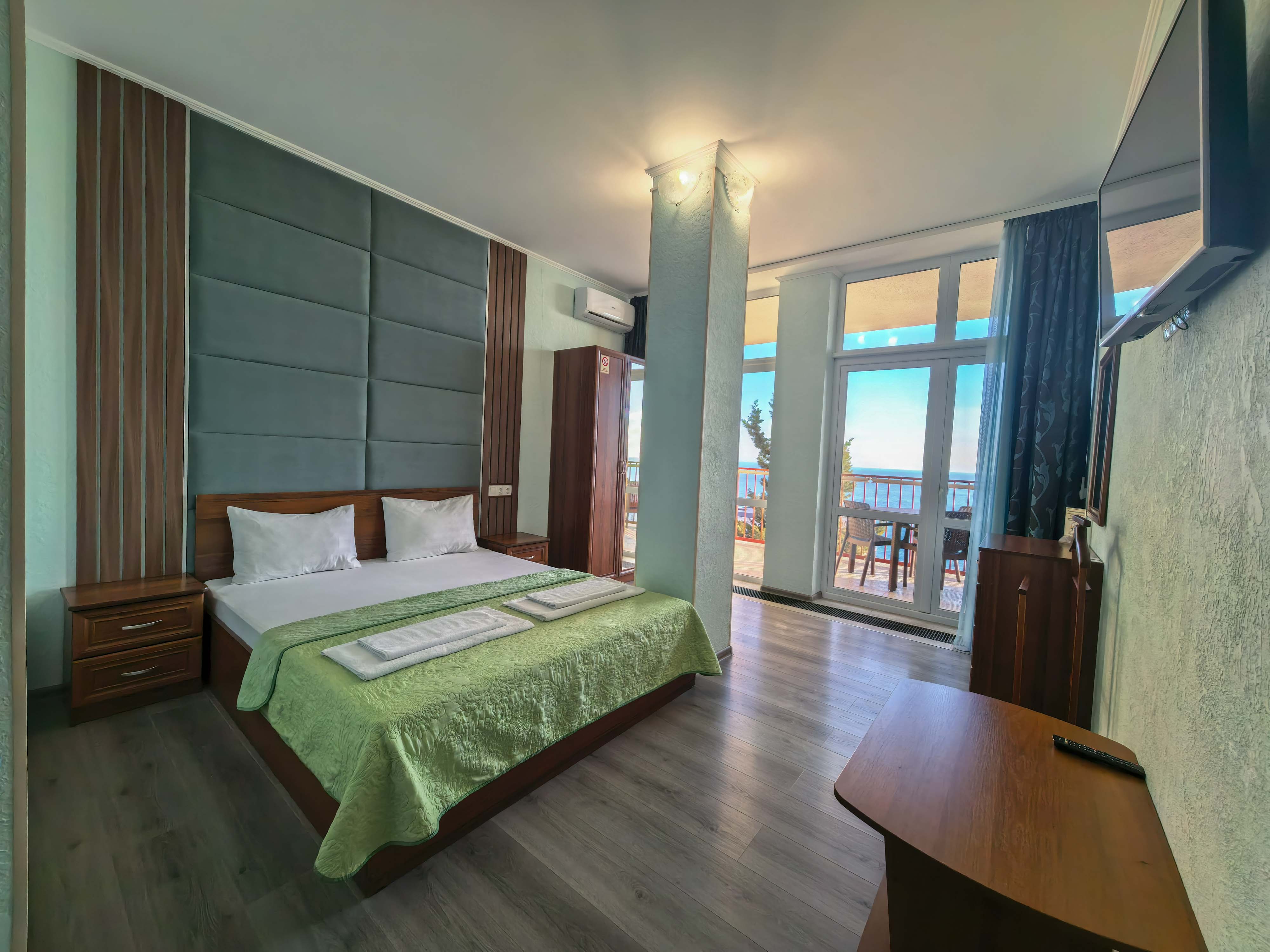 Трехместный номер Делюкс с видом на море