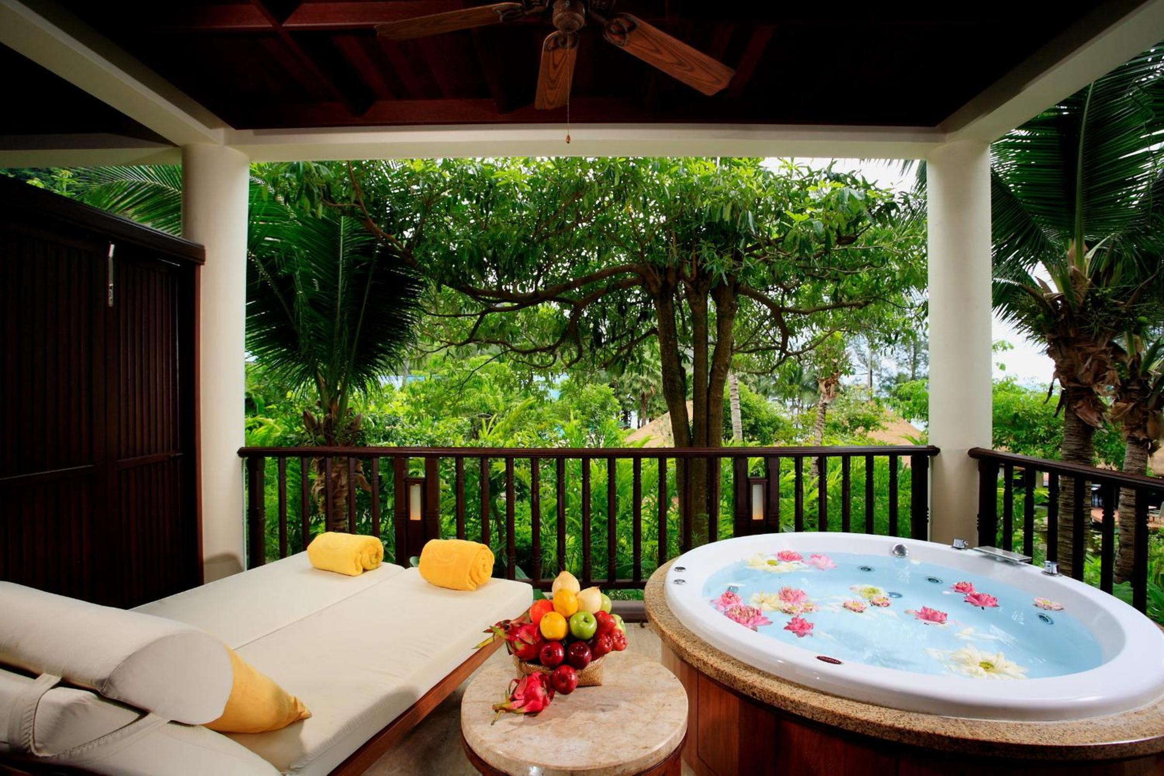 Deluxe Spa Garden View -Double Double