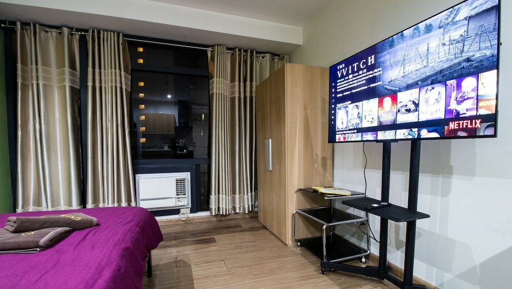 Basic Studio, Balcony, City View