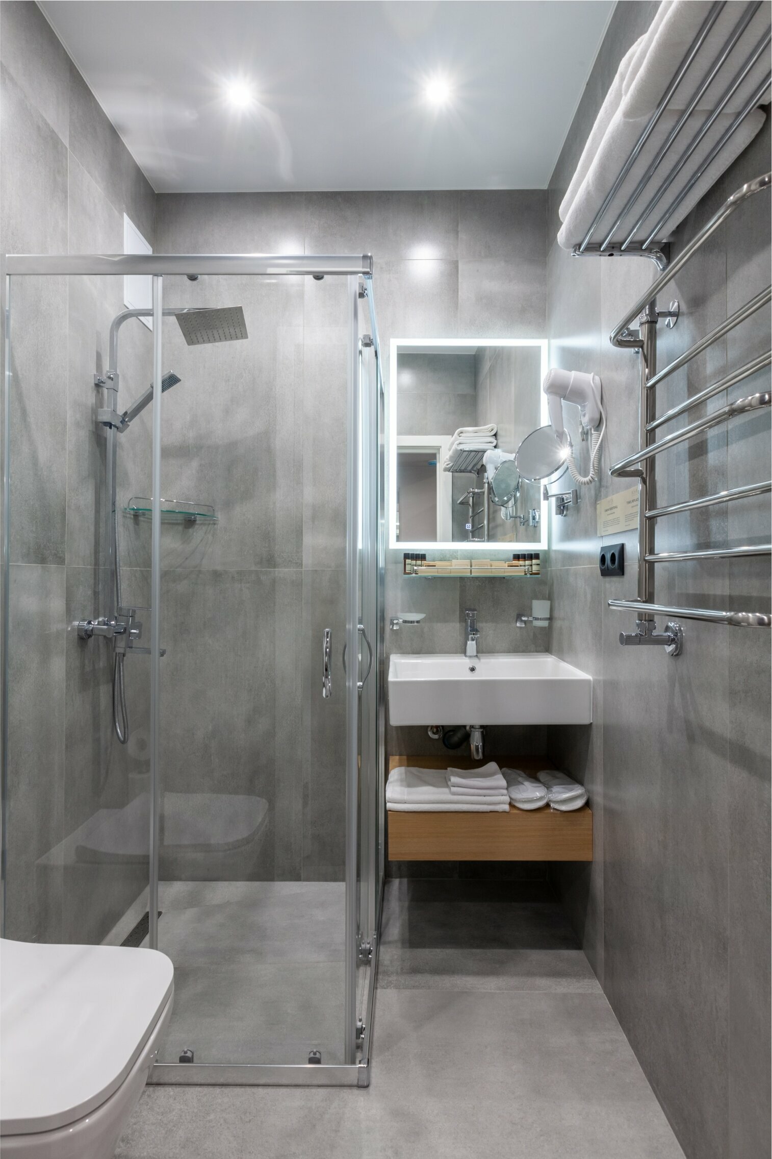 Семейный Сюит