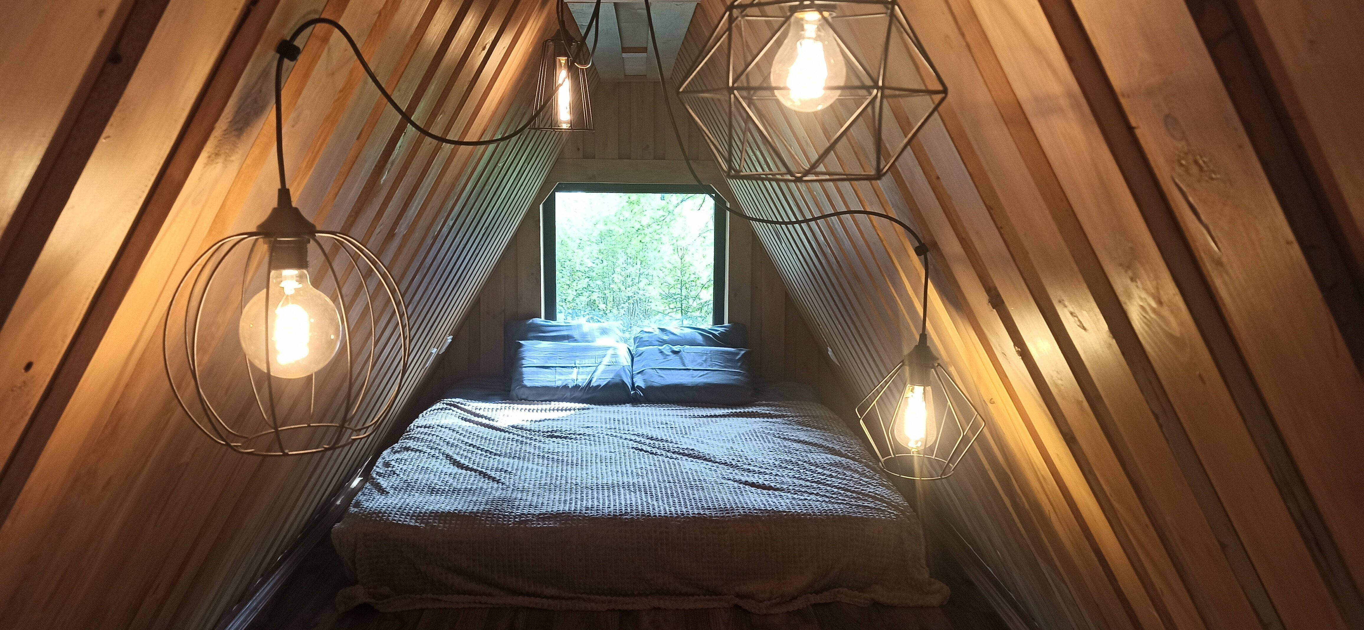 Дом с видом на озеро