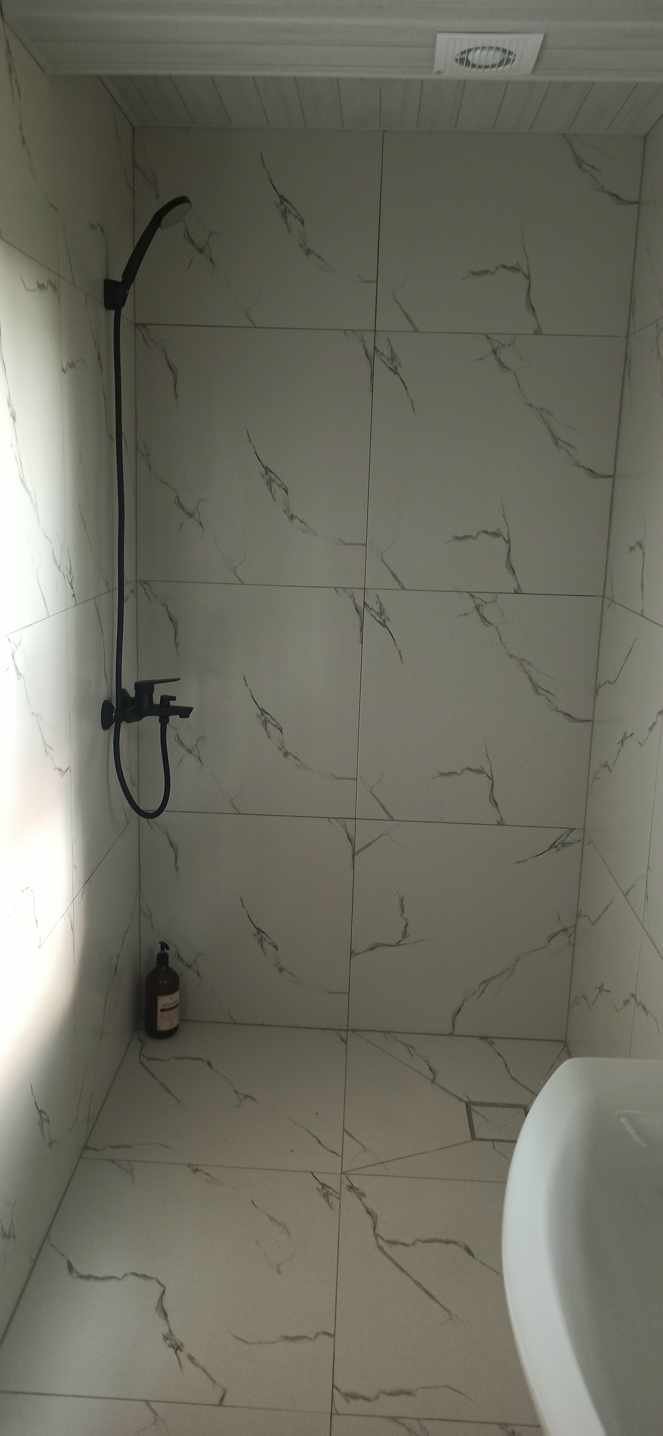 Дом с видом на озеро