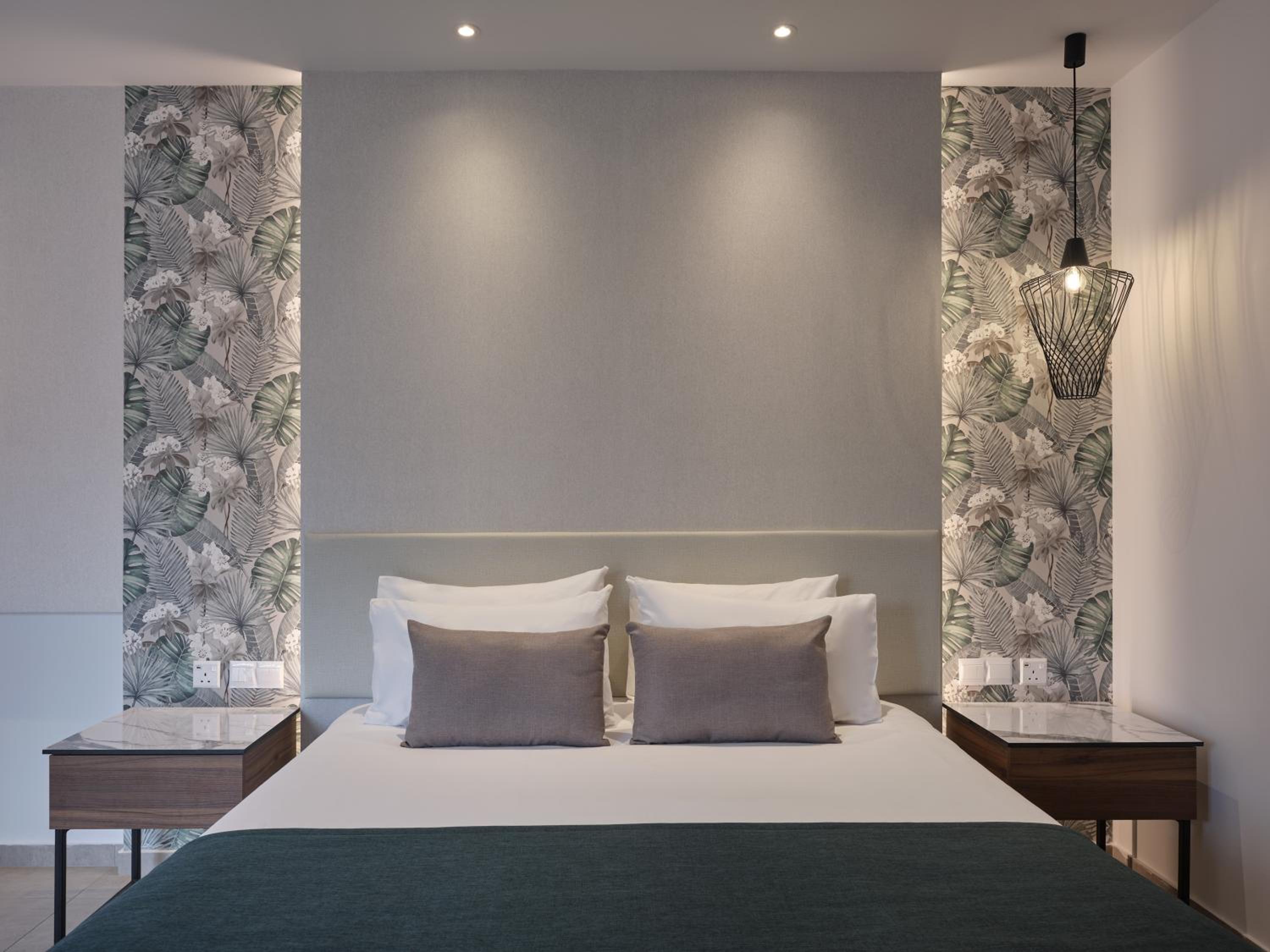 Superior Double Room Inland View