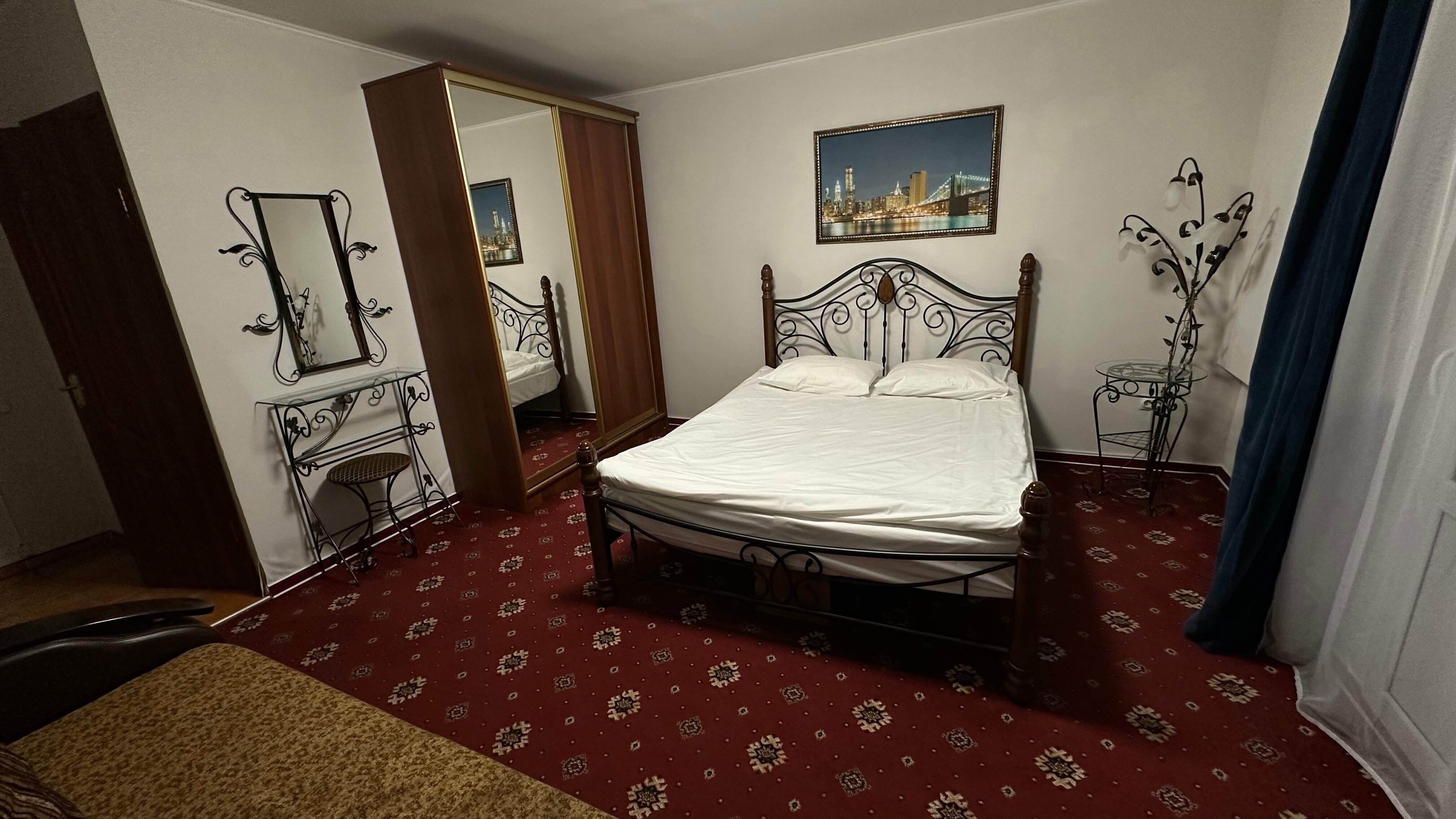 Стандартный номер с кроватью размера «king-size»