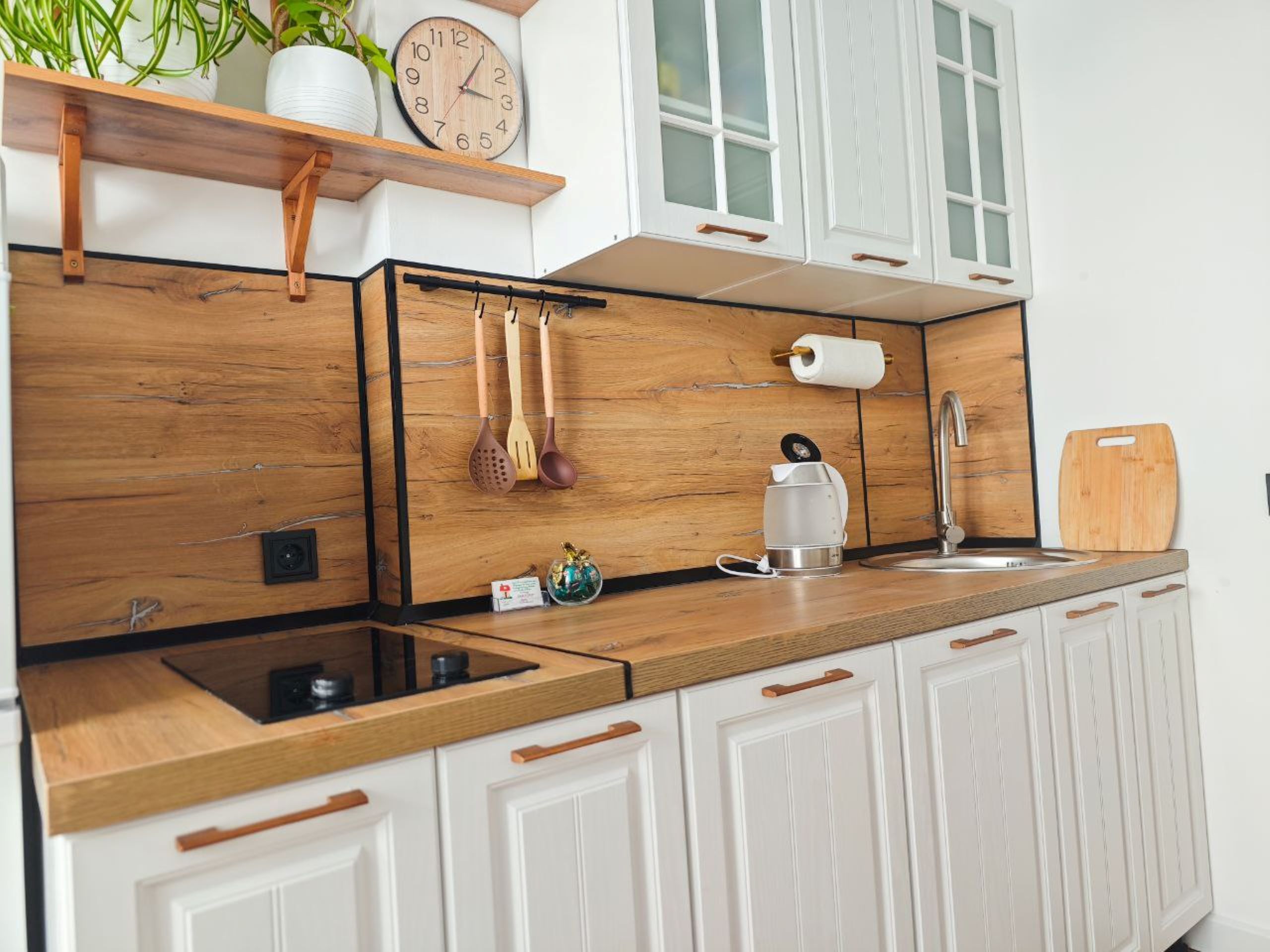 Квартира на высоком этаже с видом на город и облака в ЖК Акварель