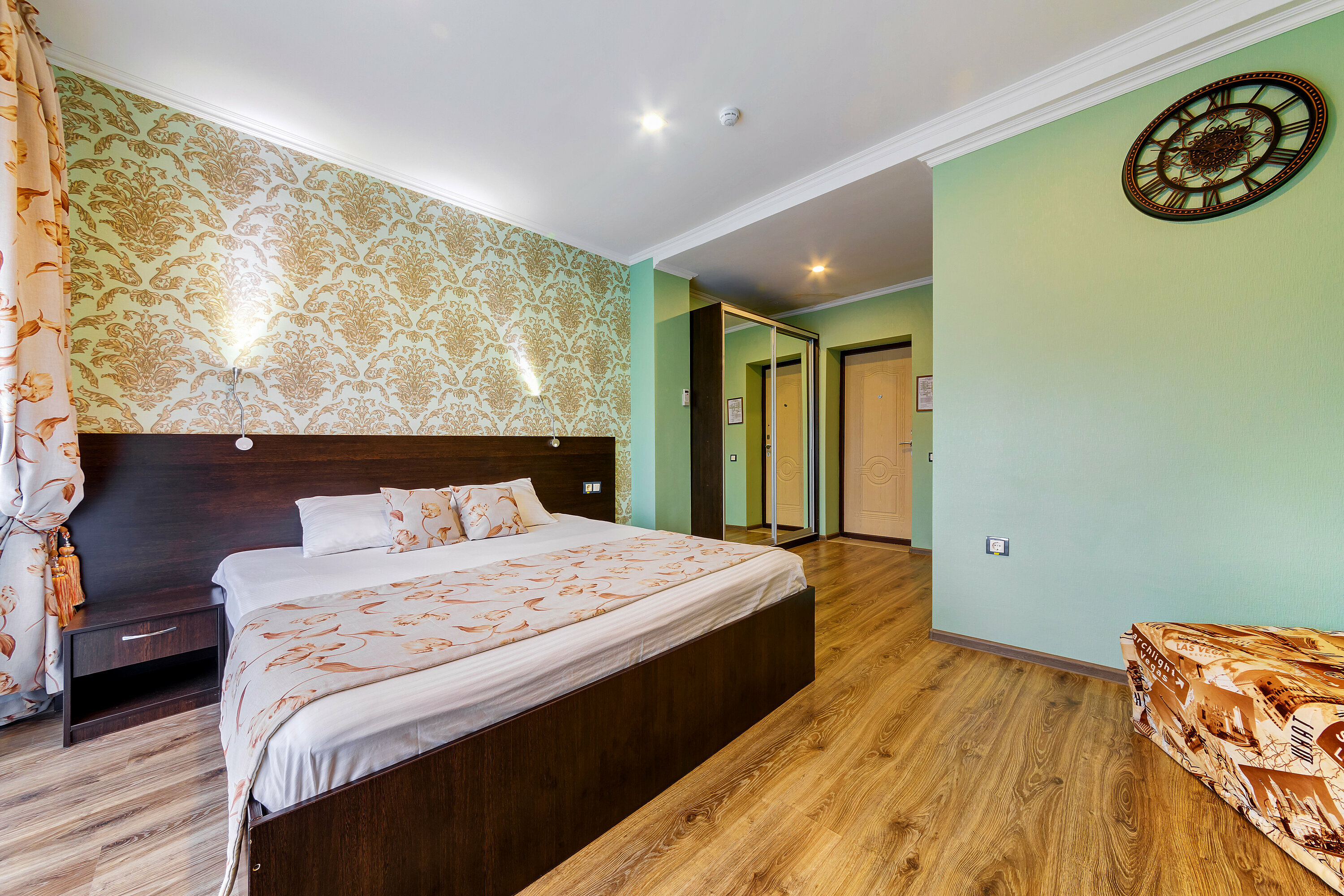 Трехместный номер Делюкс