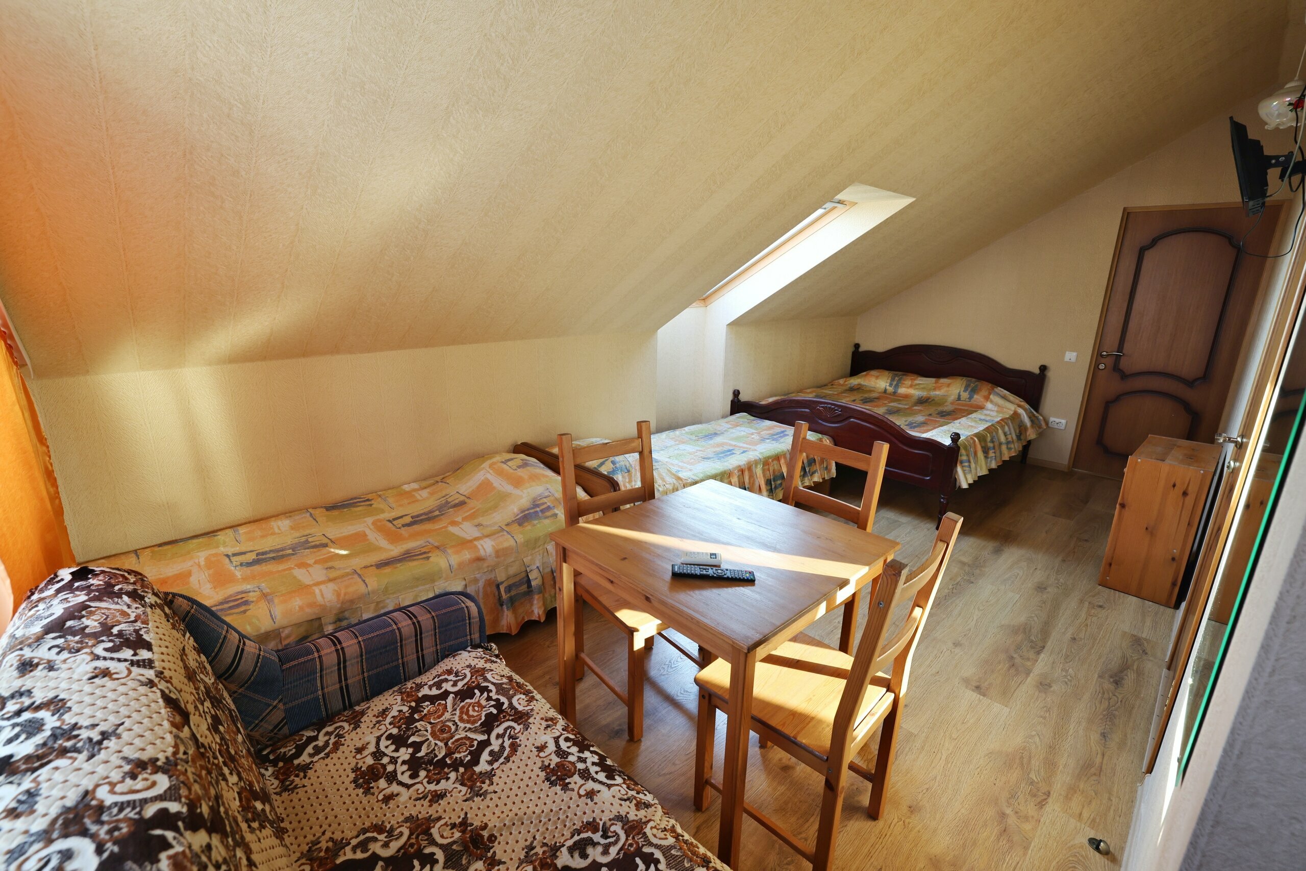 Семейный номер с видом на море