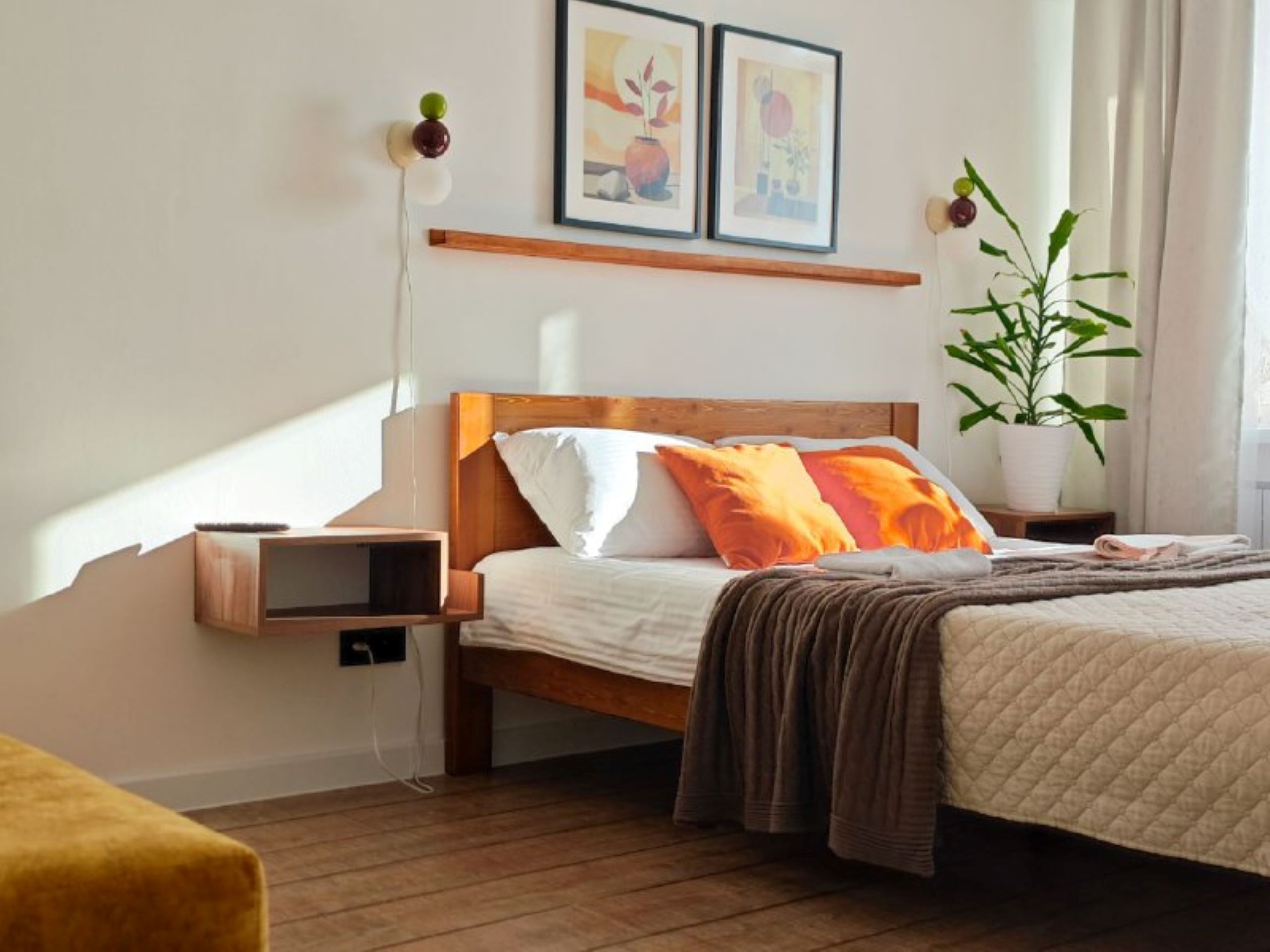 Квартира на высоком этаже с видом на город и облака в ЖК Акварель