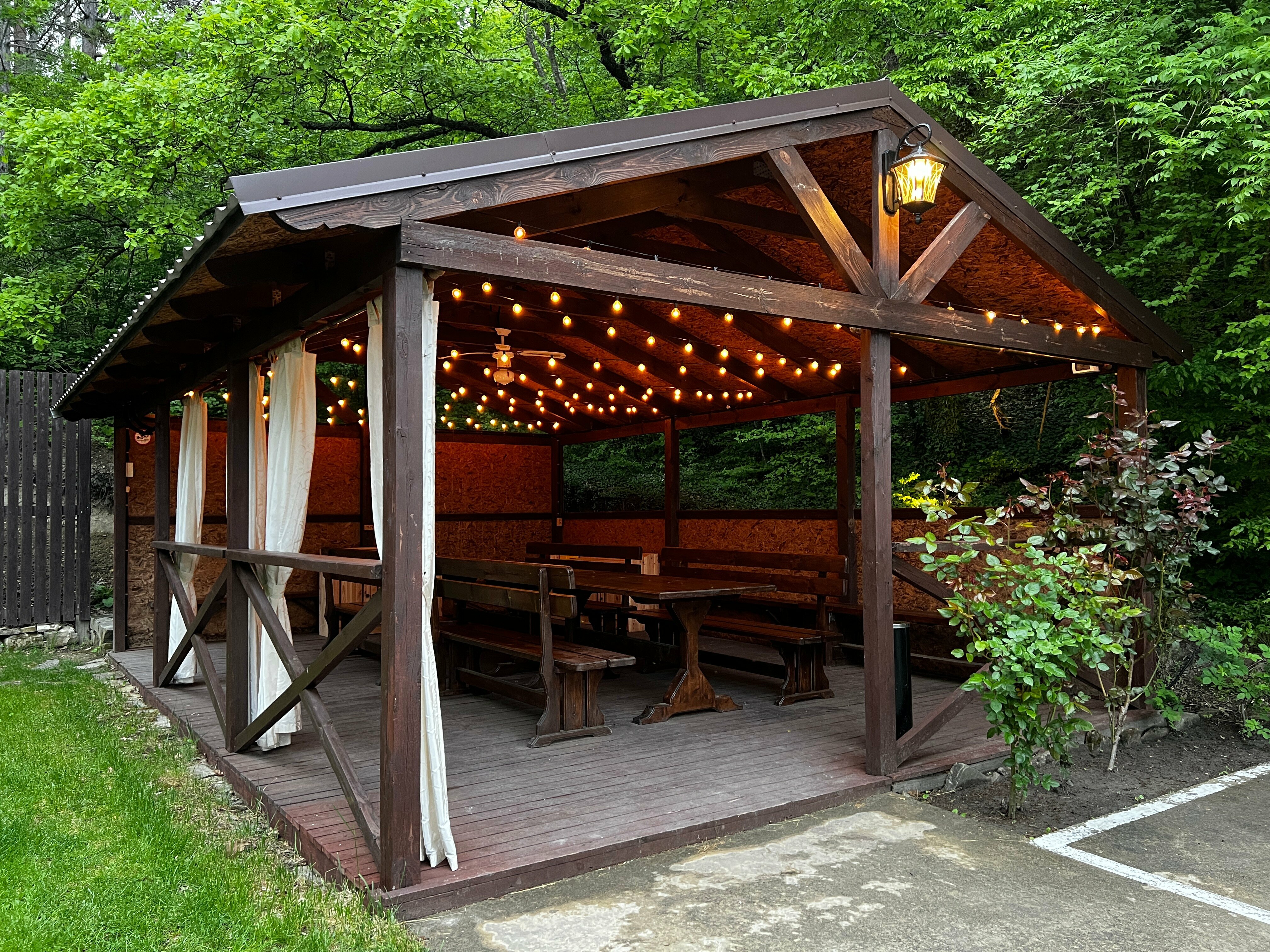 Стандарт с кухней, вид на двор и сосновый лес (2-3 этаж), до 4-х гостей