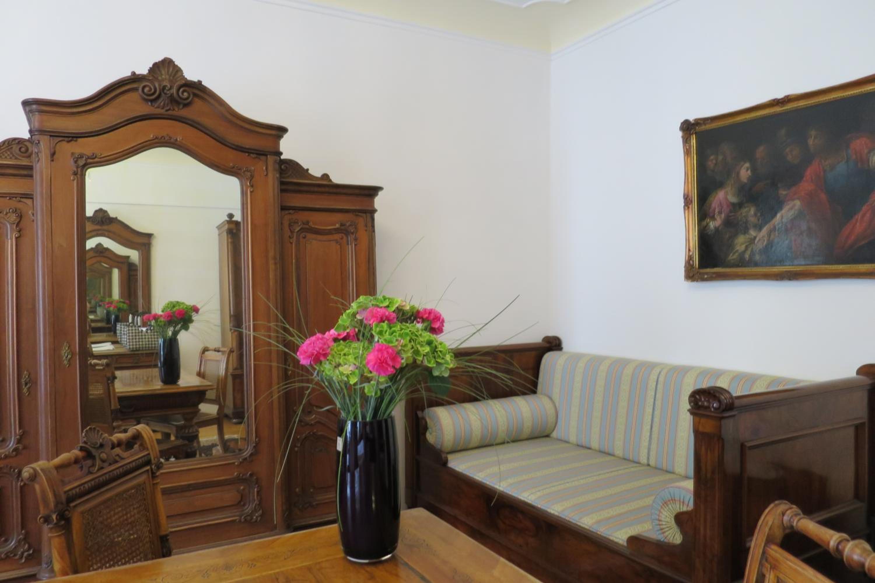 Superior Deluxe Double or Twin Room 