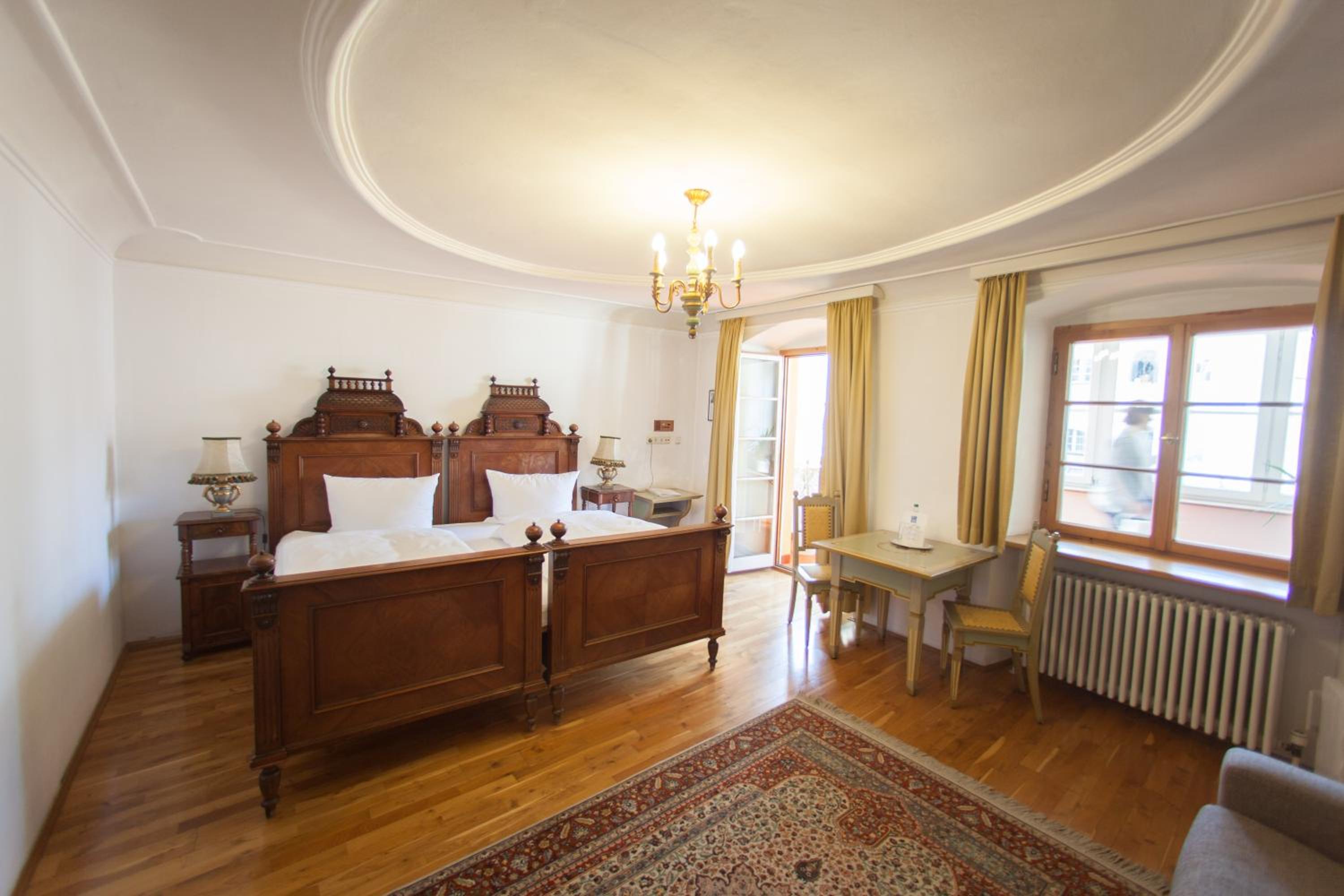 Superior Deluxe Double or Twin Room 