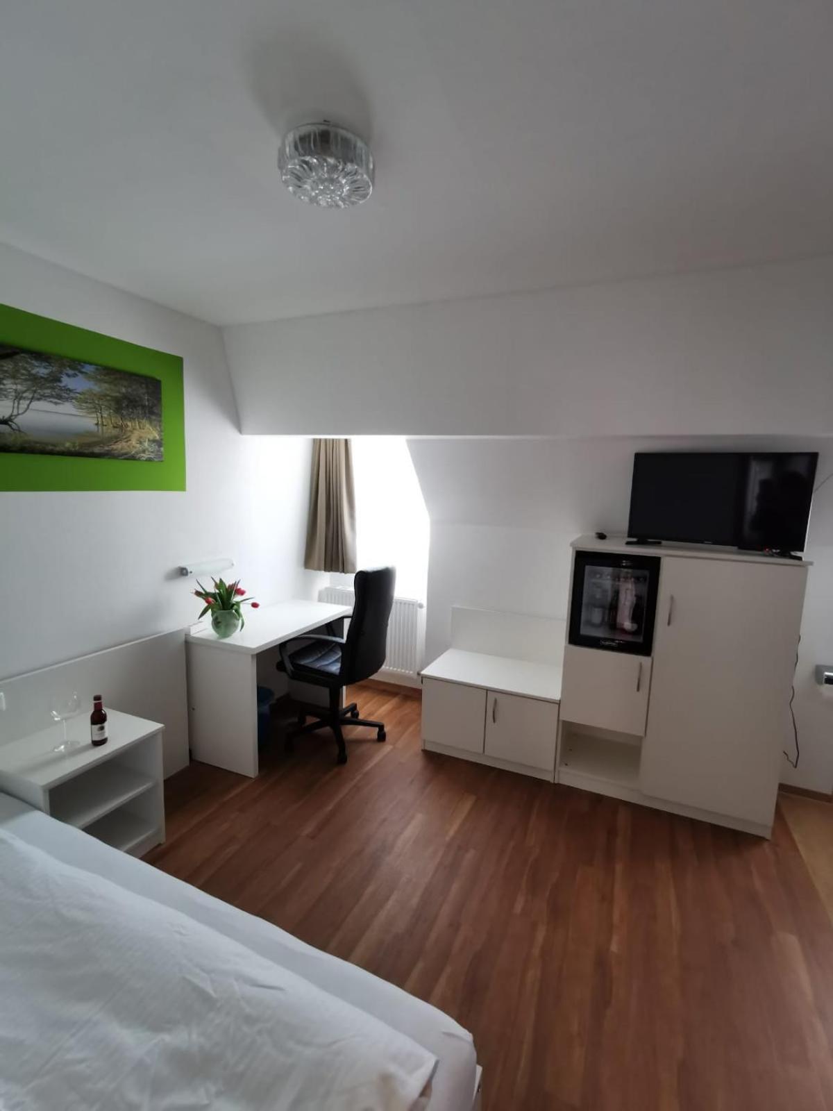 Business Single Room