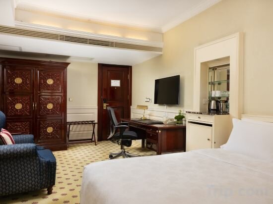 1 King Premium High Floor