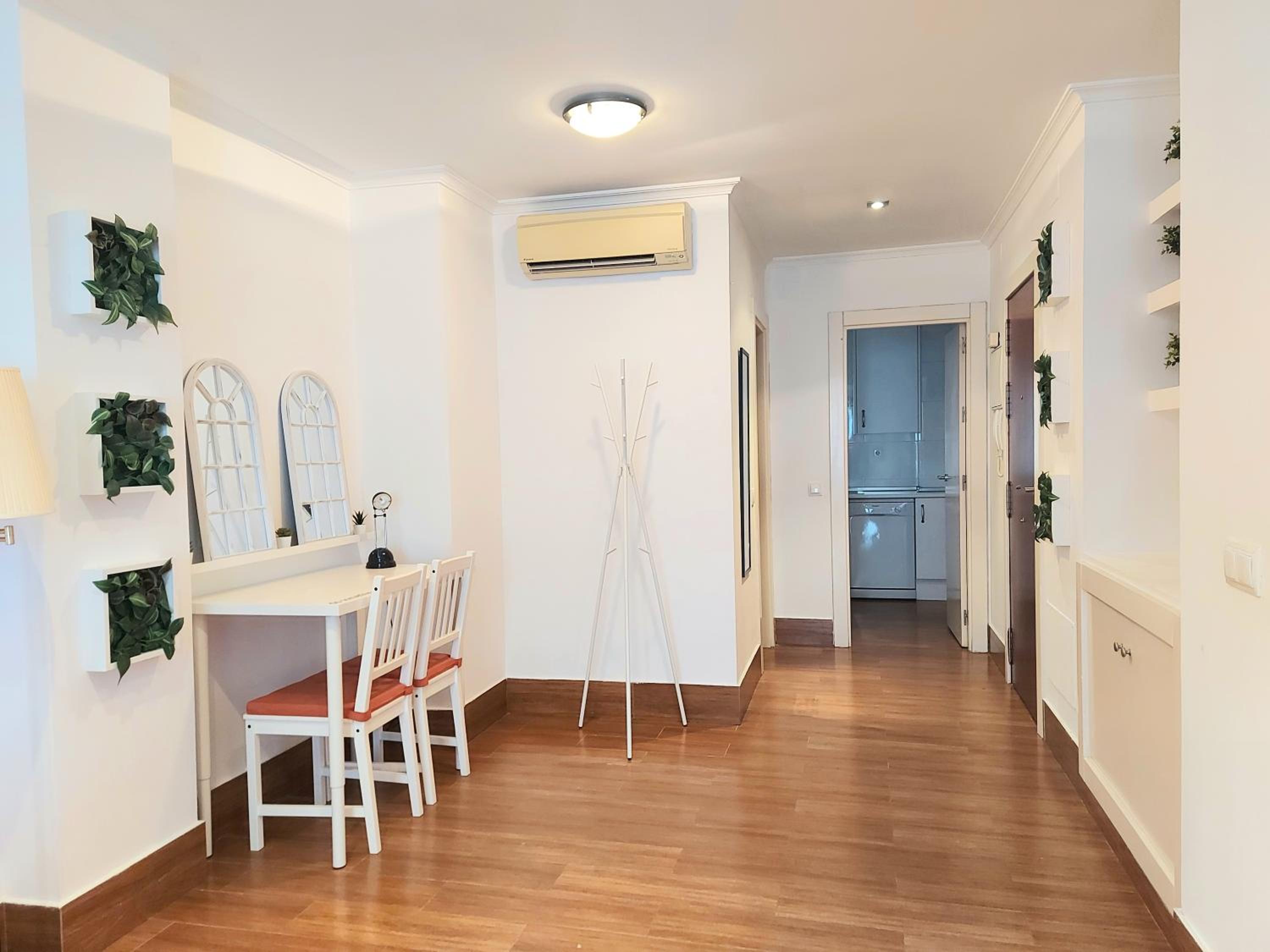 Apartment with Shower