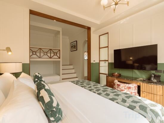 One-bedroom Lagoon Suite Villa