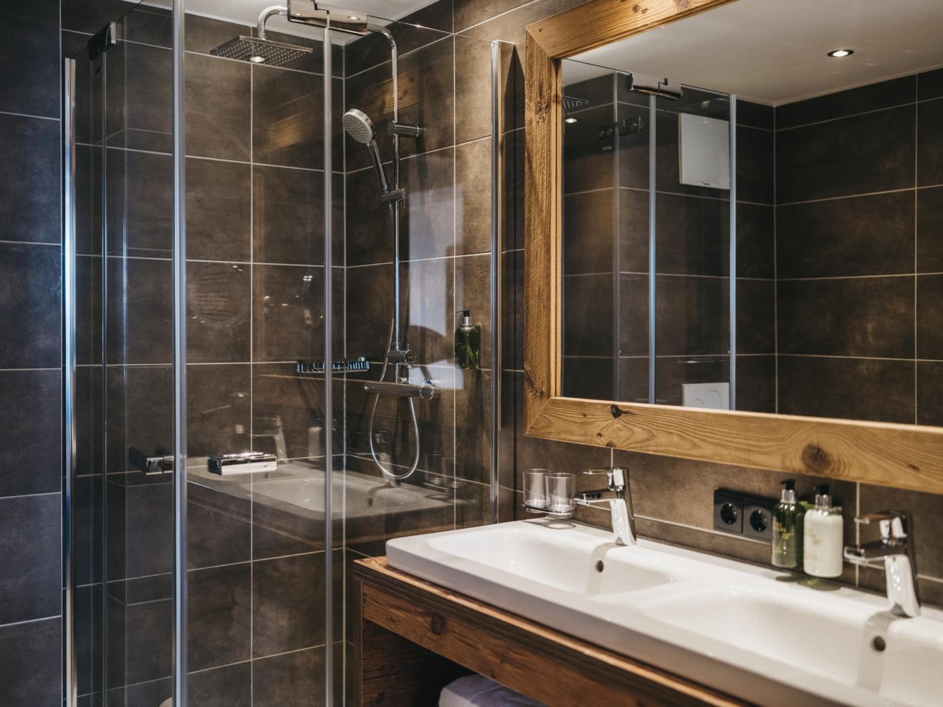 Three Room Apartment Deluxe Private Sauna and Premium View