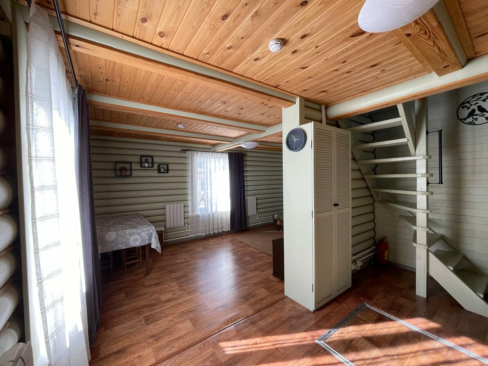 Коттедж с видом на озеро