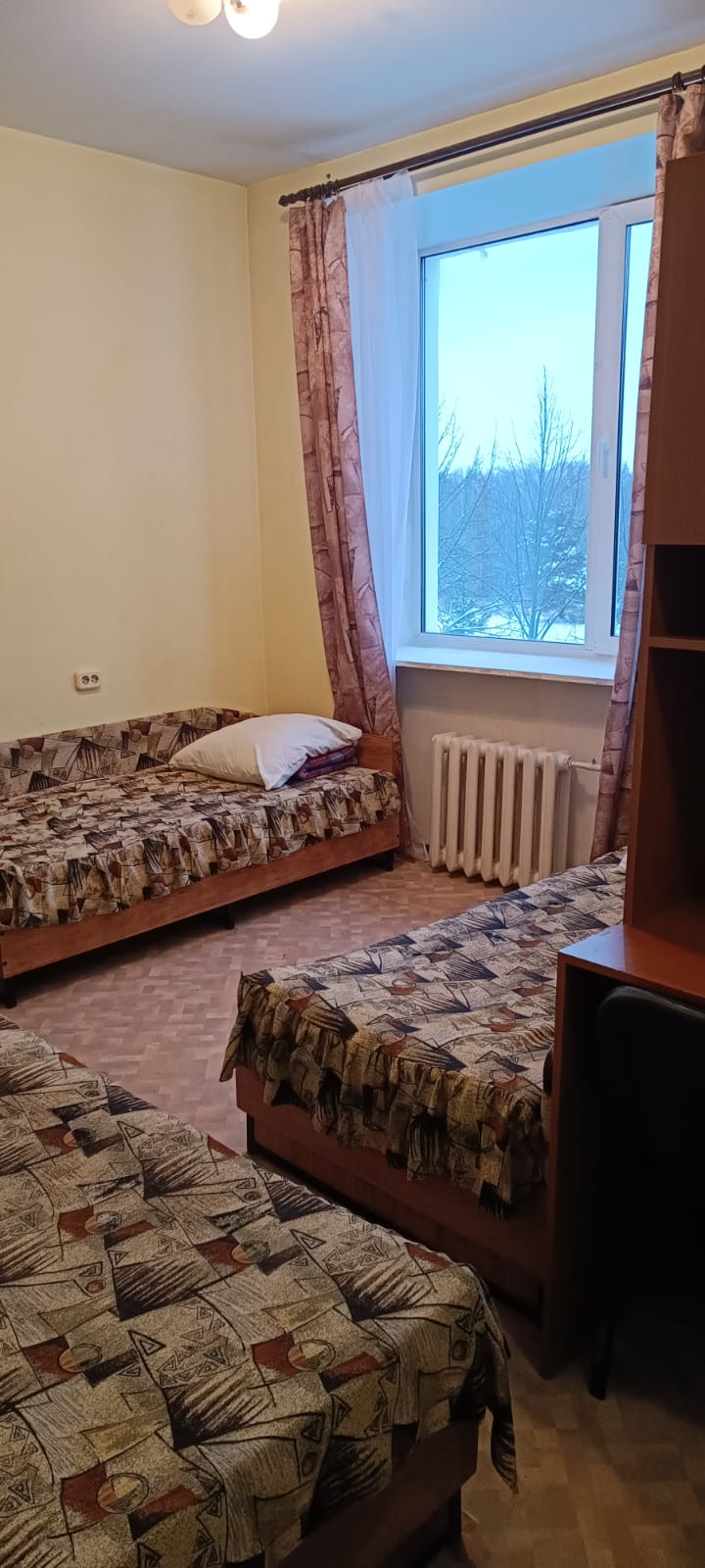 Трехместный номер эконом-класса