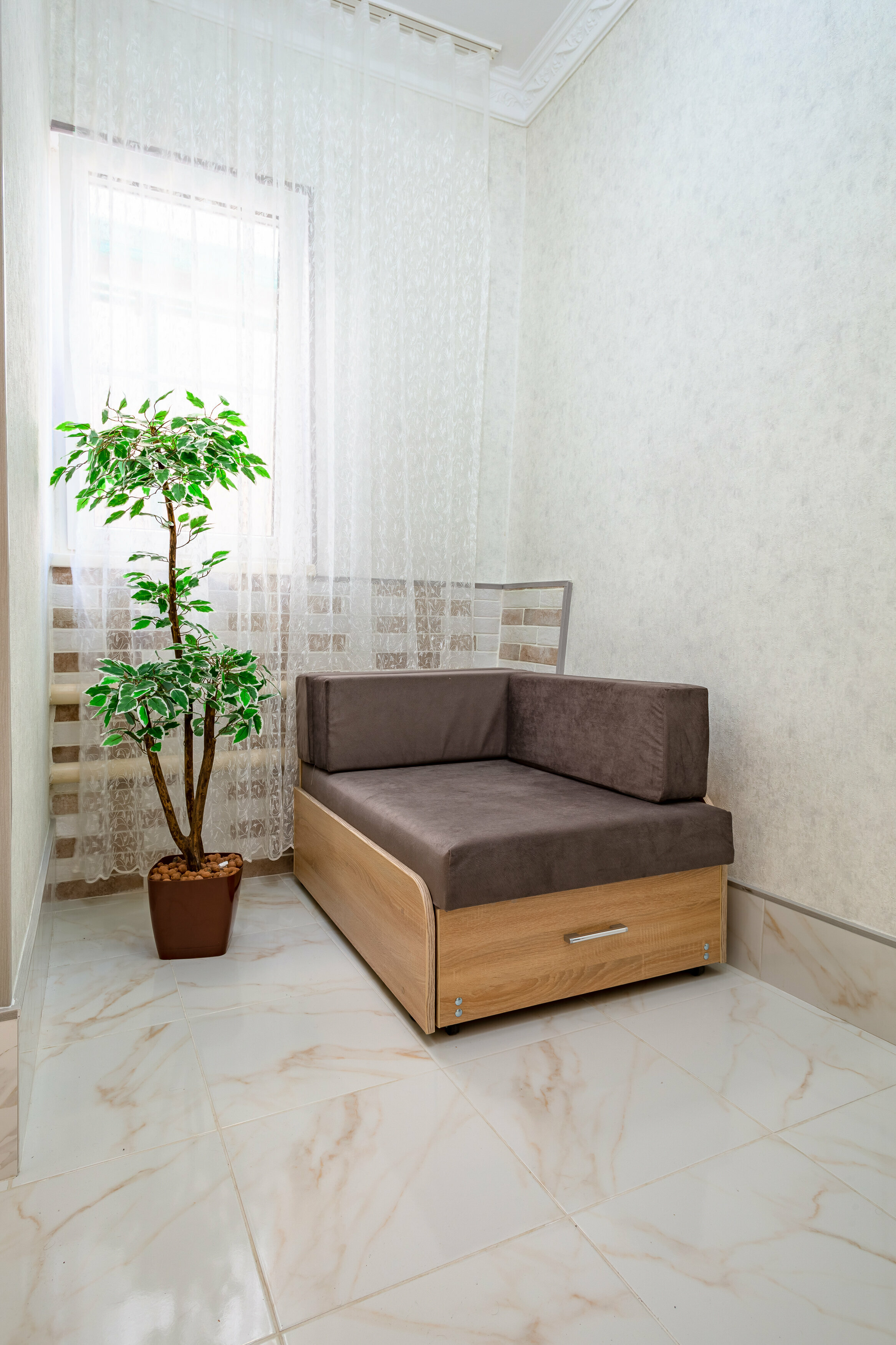 Трехместный номер «Комфорт» с душем