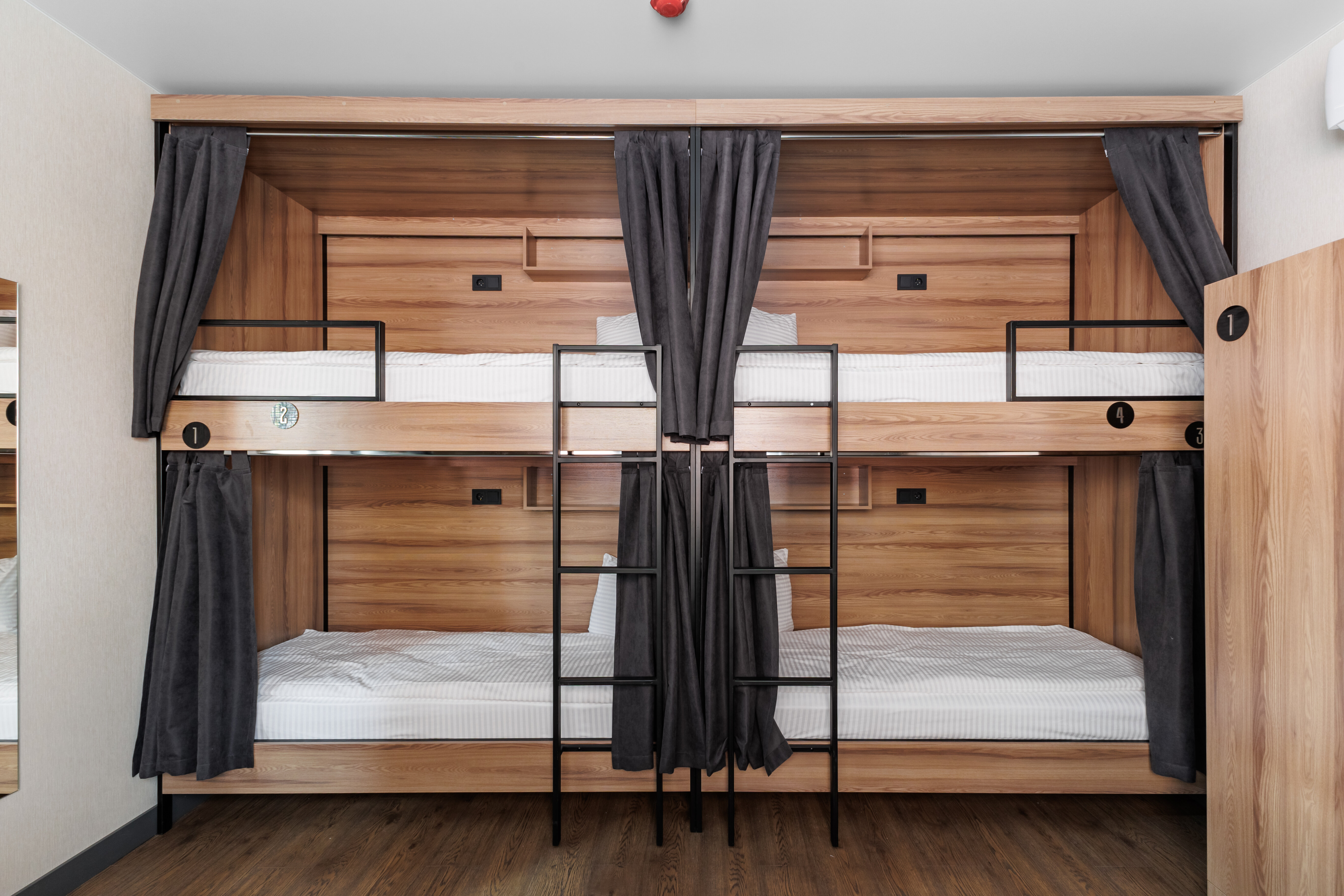 Общий 6-местный номер для мужчин и женщин