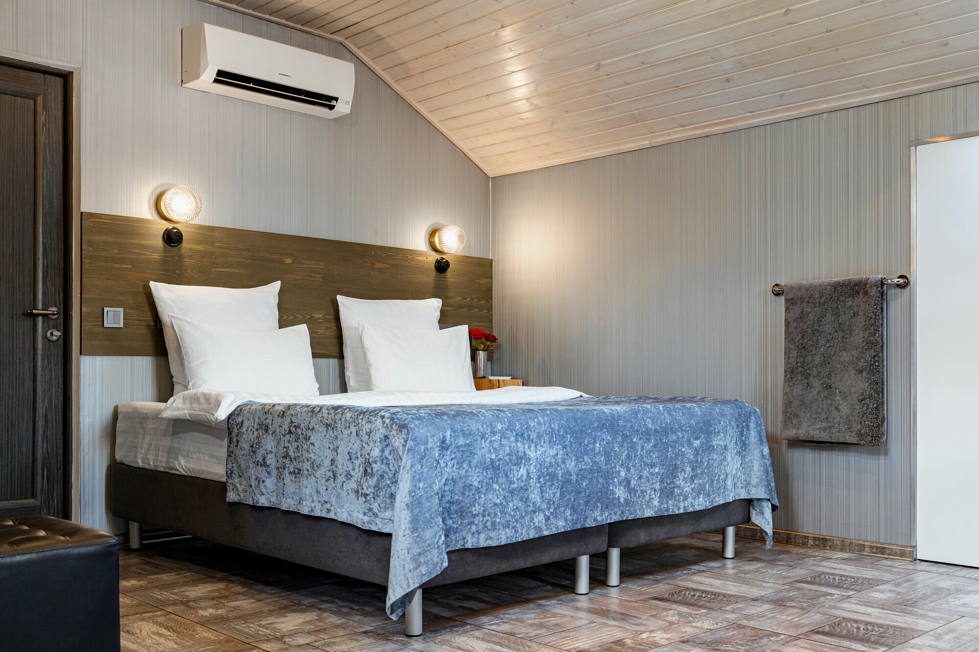 СТУДИЯ ВОСТОЧНАЯ СТОРОНА С БАЛКОНОМ