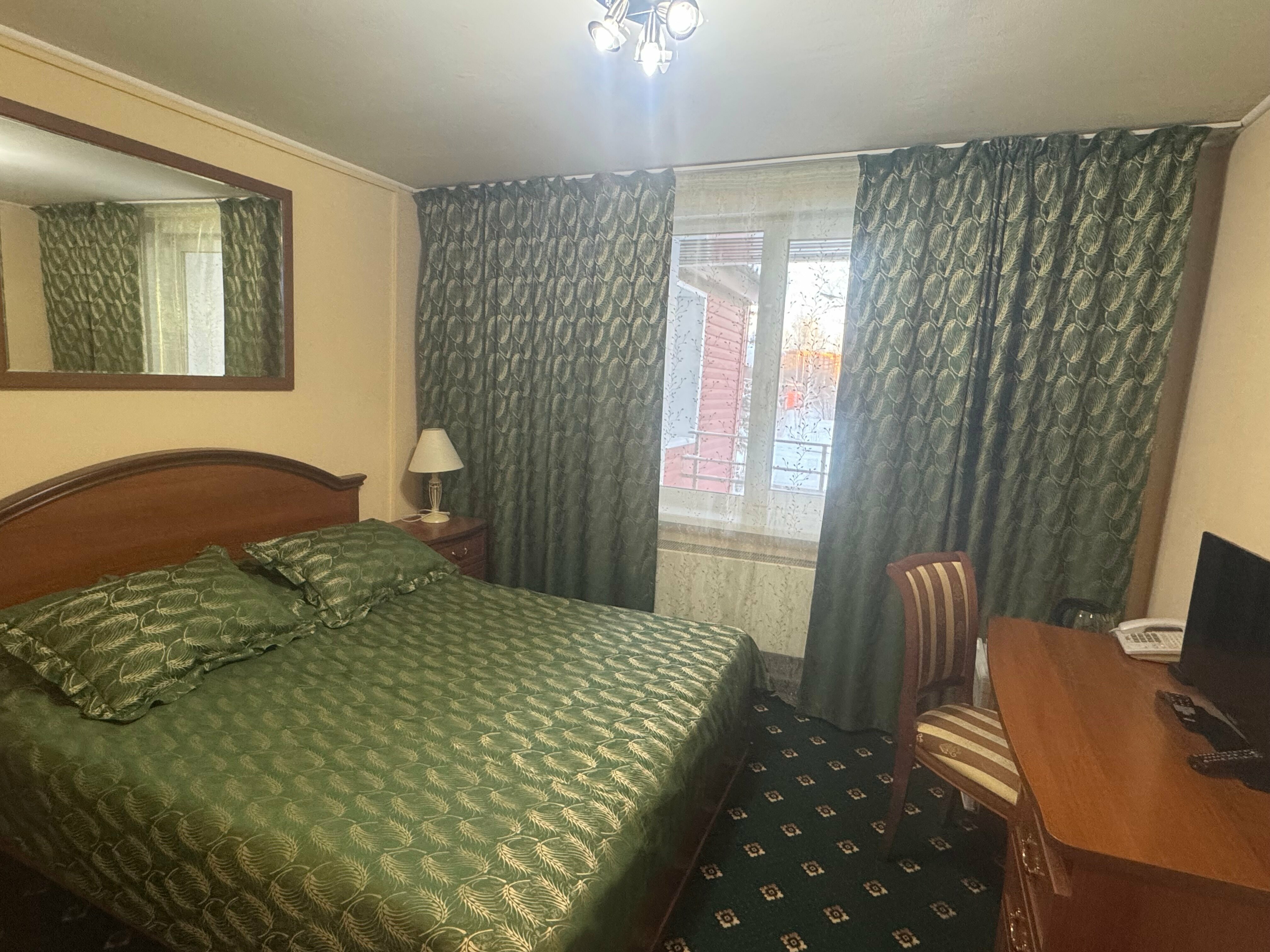 Небольшой двухместный номер с 1 кроватью