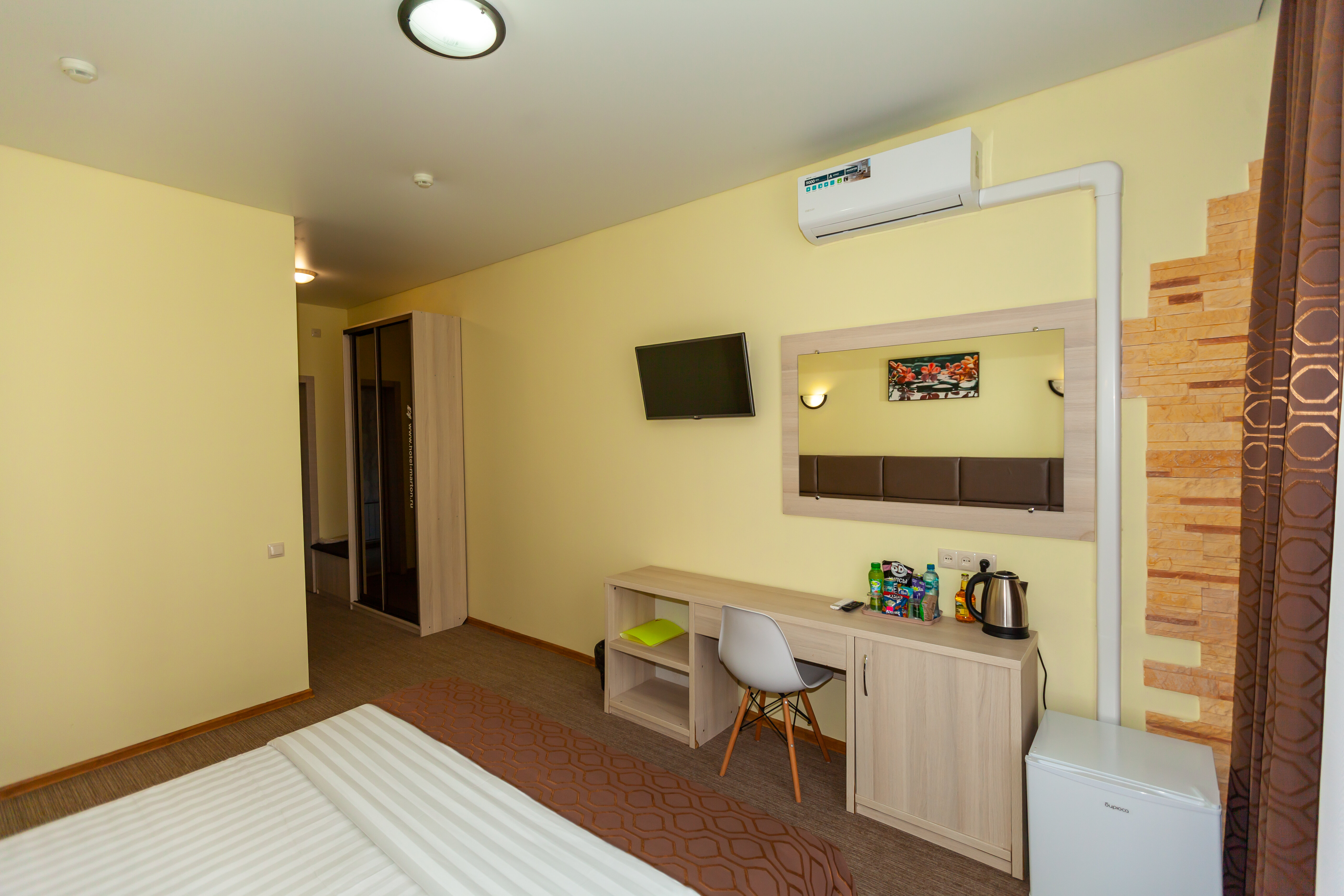 Улучшенный двухместный номер с 1 кроватью