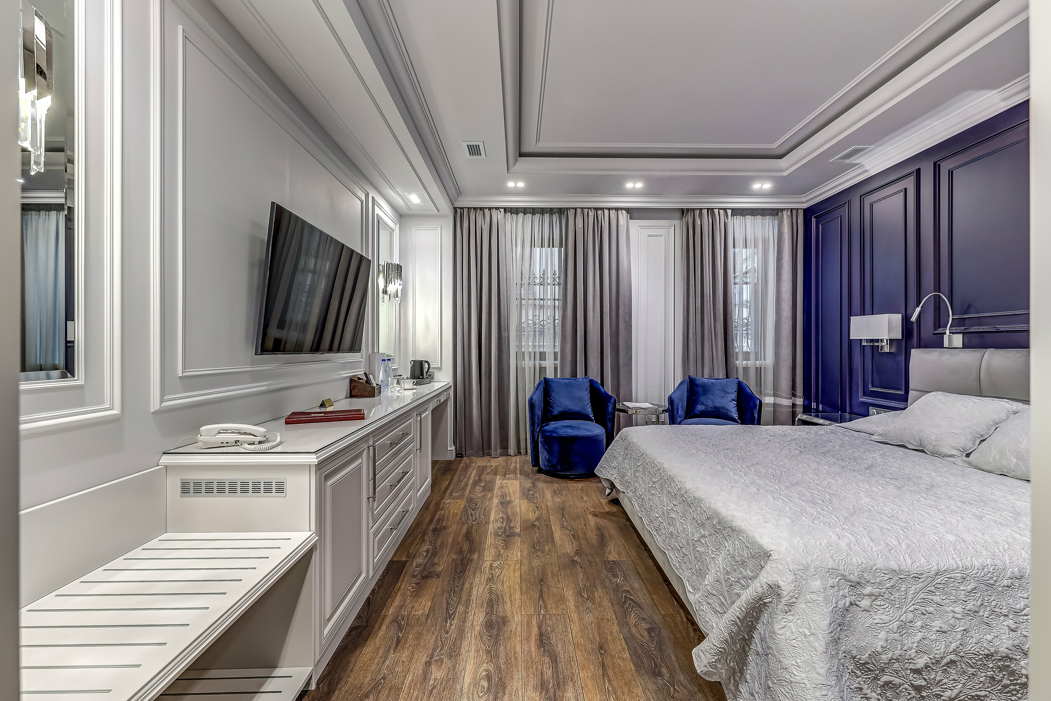 Улучшенный номер с кроватью размера «king-size»