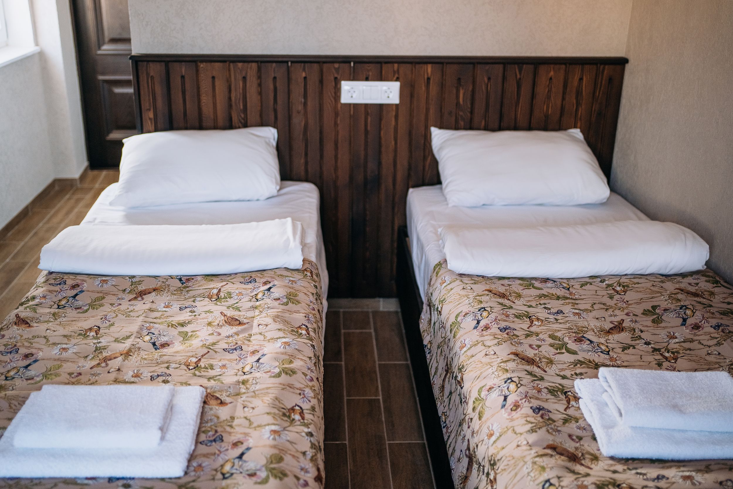 Двухместный номер с 2 отдельными кроватями и ванной