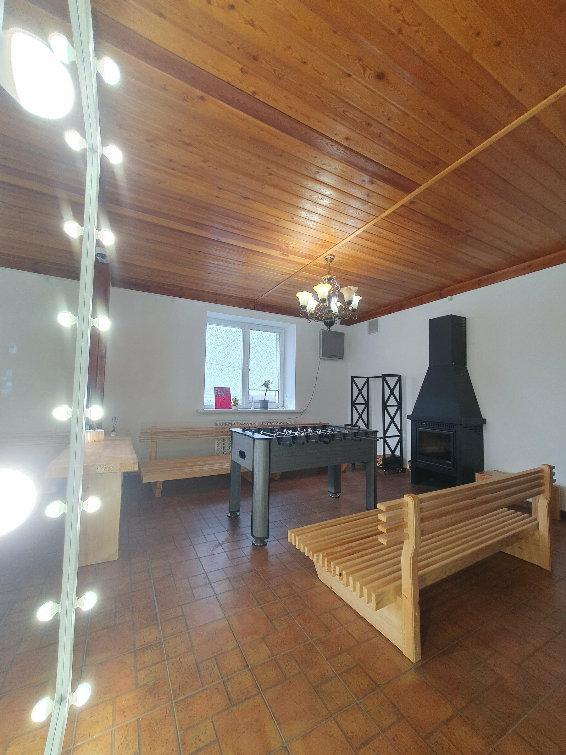 Семейный номер с общей ванной комнатой