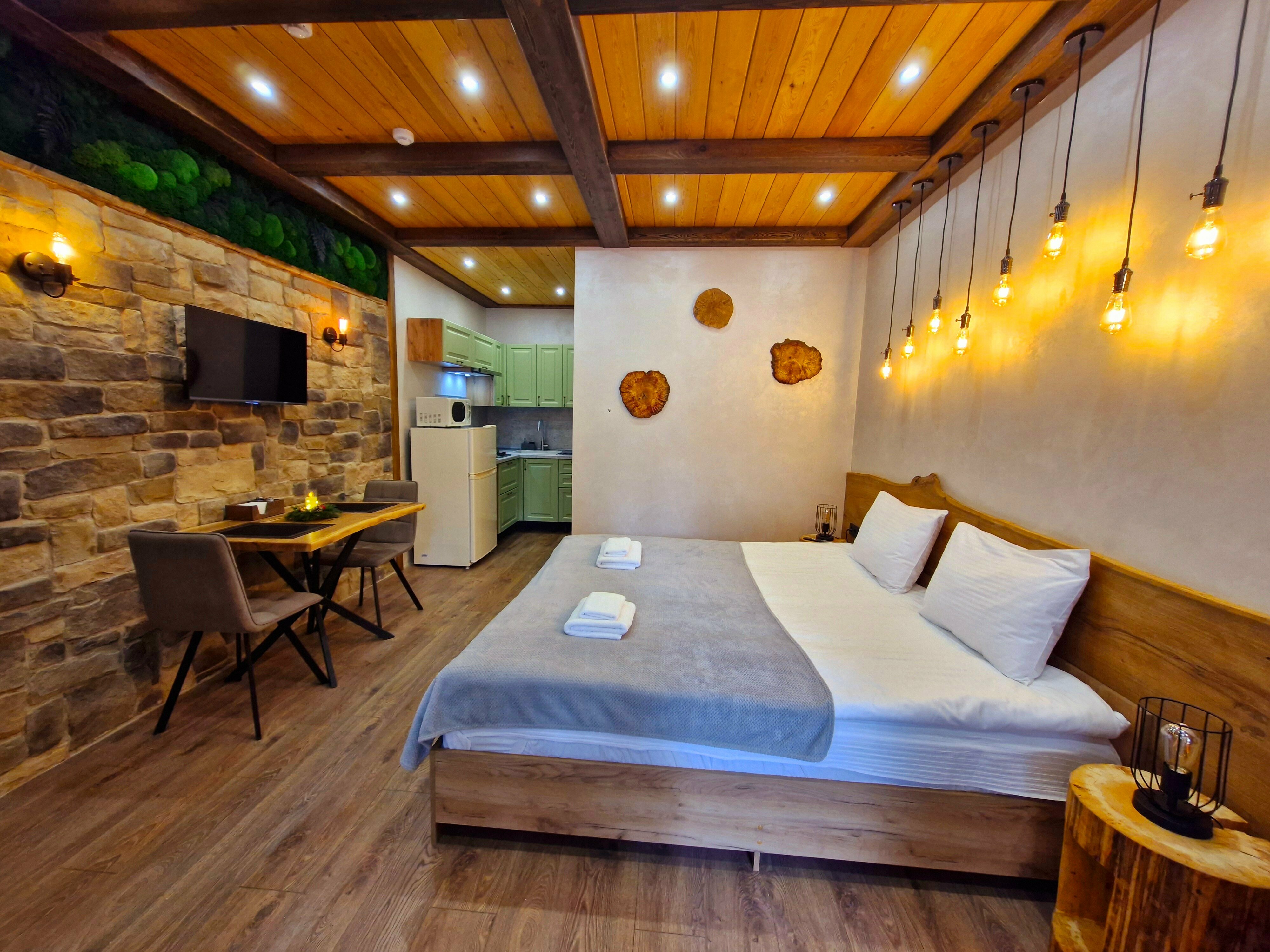 Апартамент-студия с террасой на 1 этаже