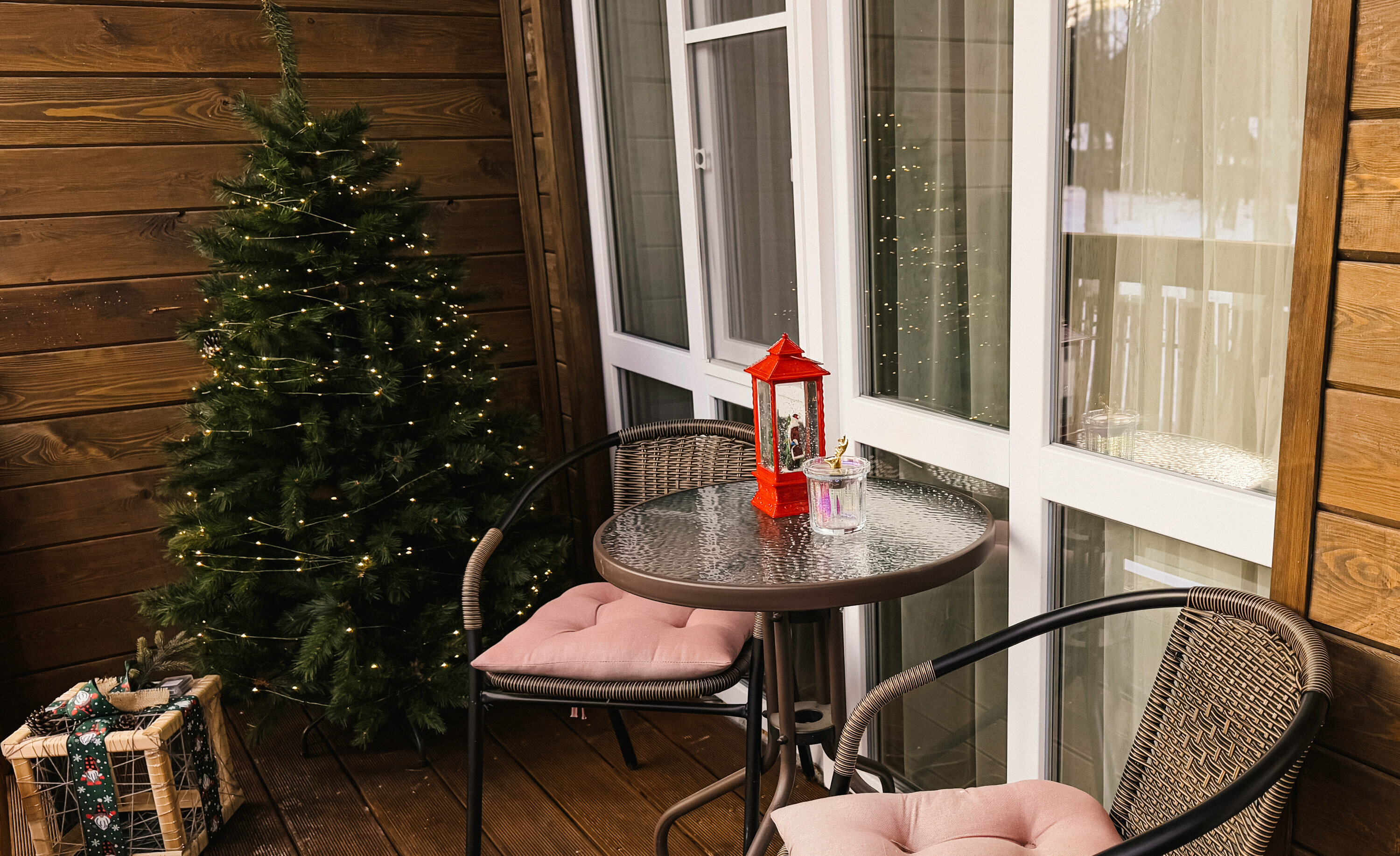 Дом с видом на лес