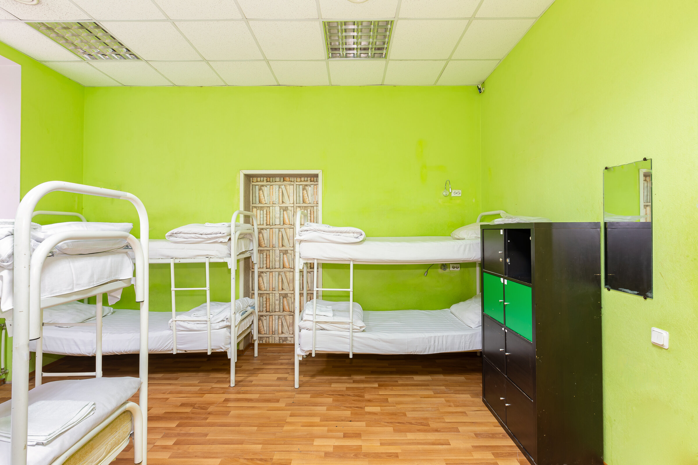 407 8-ми местный Мужской номер