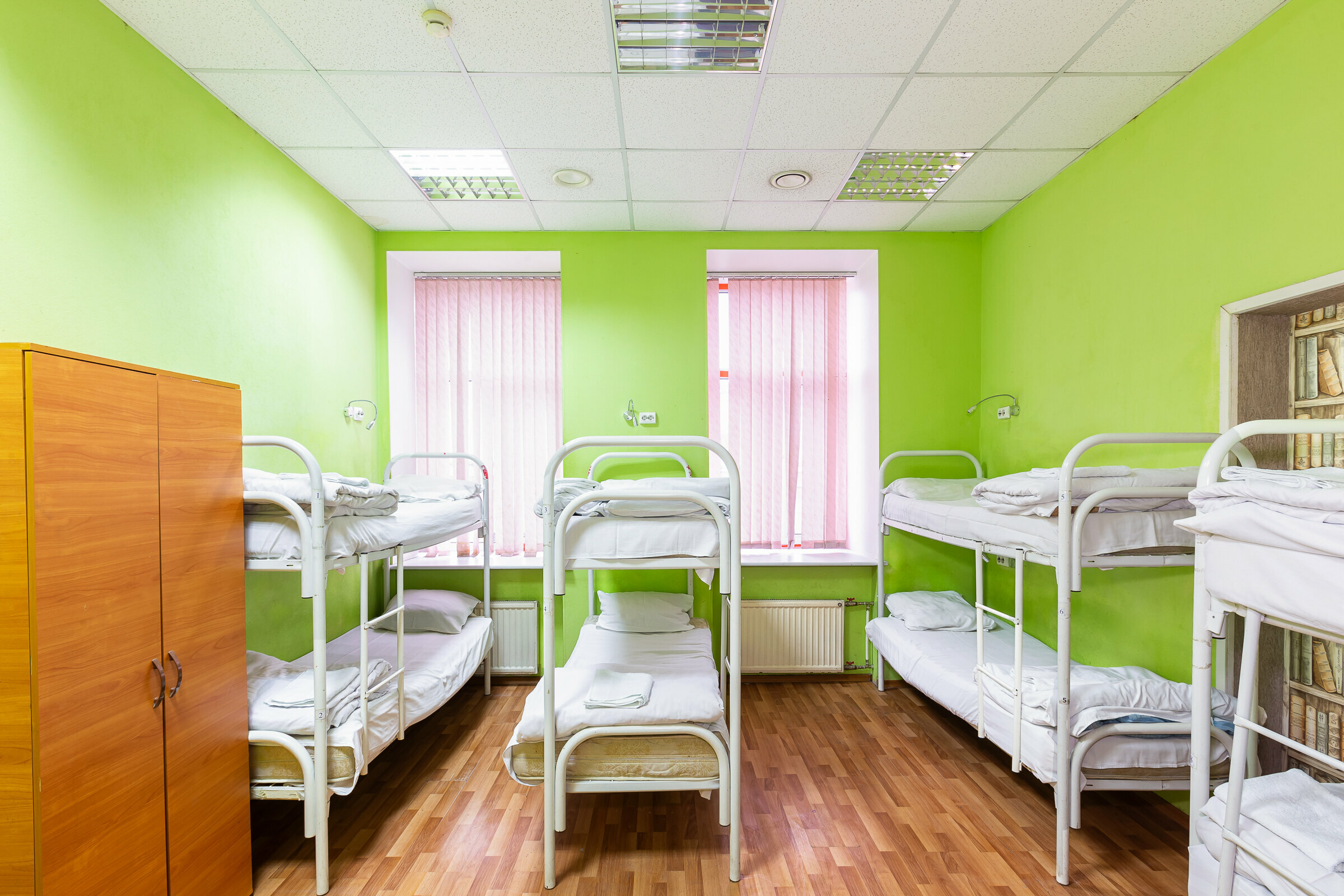 407 8-ми местный Мужской номер